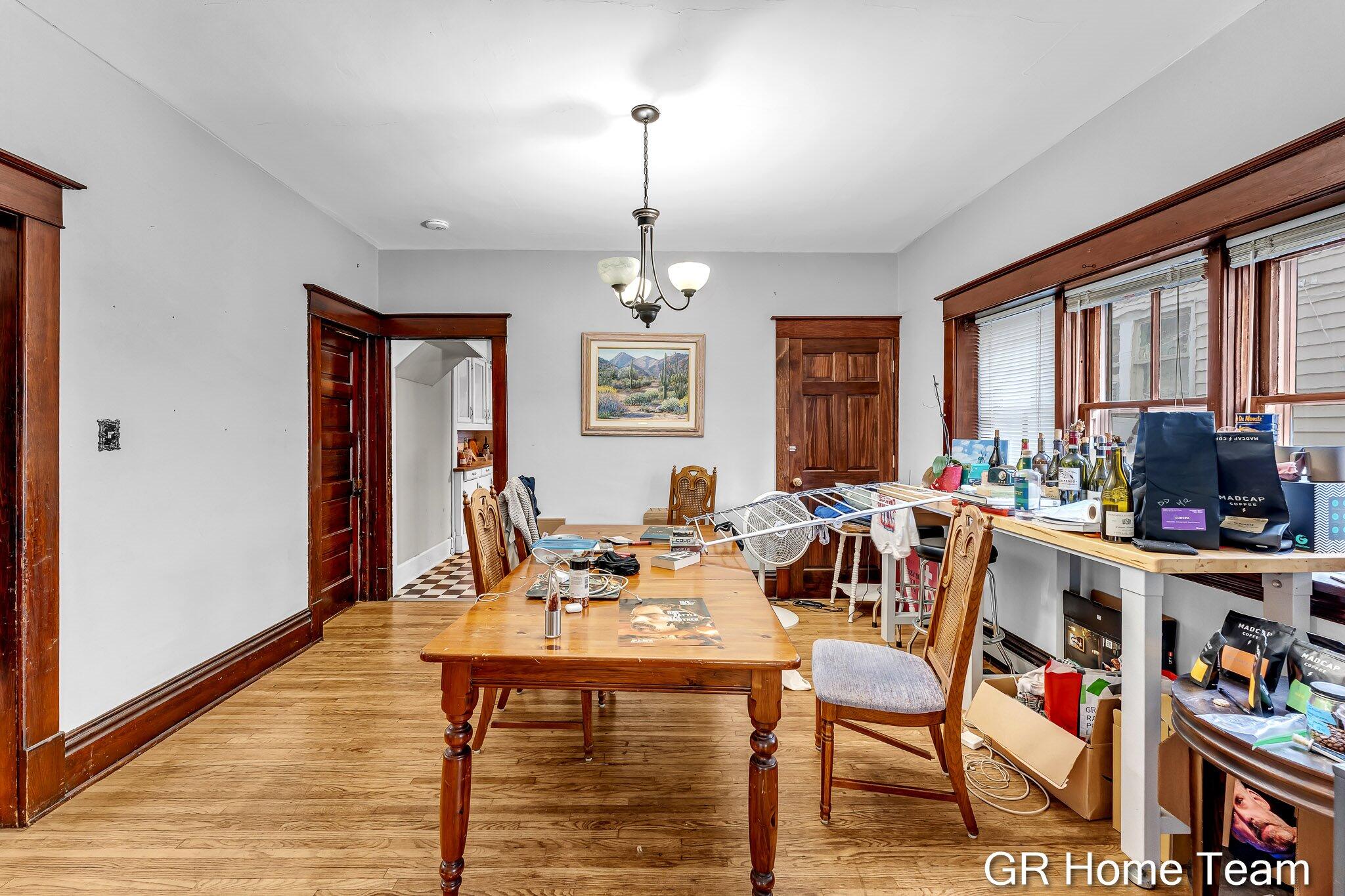 617 Atwood Street NE