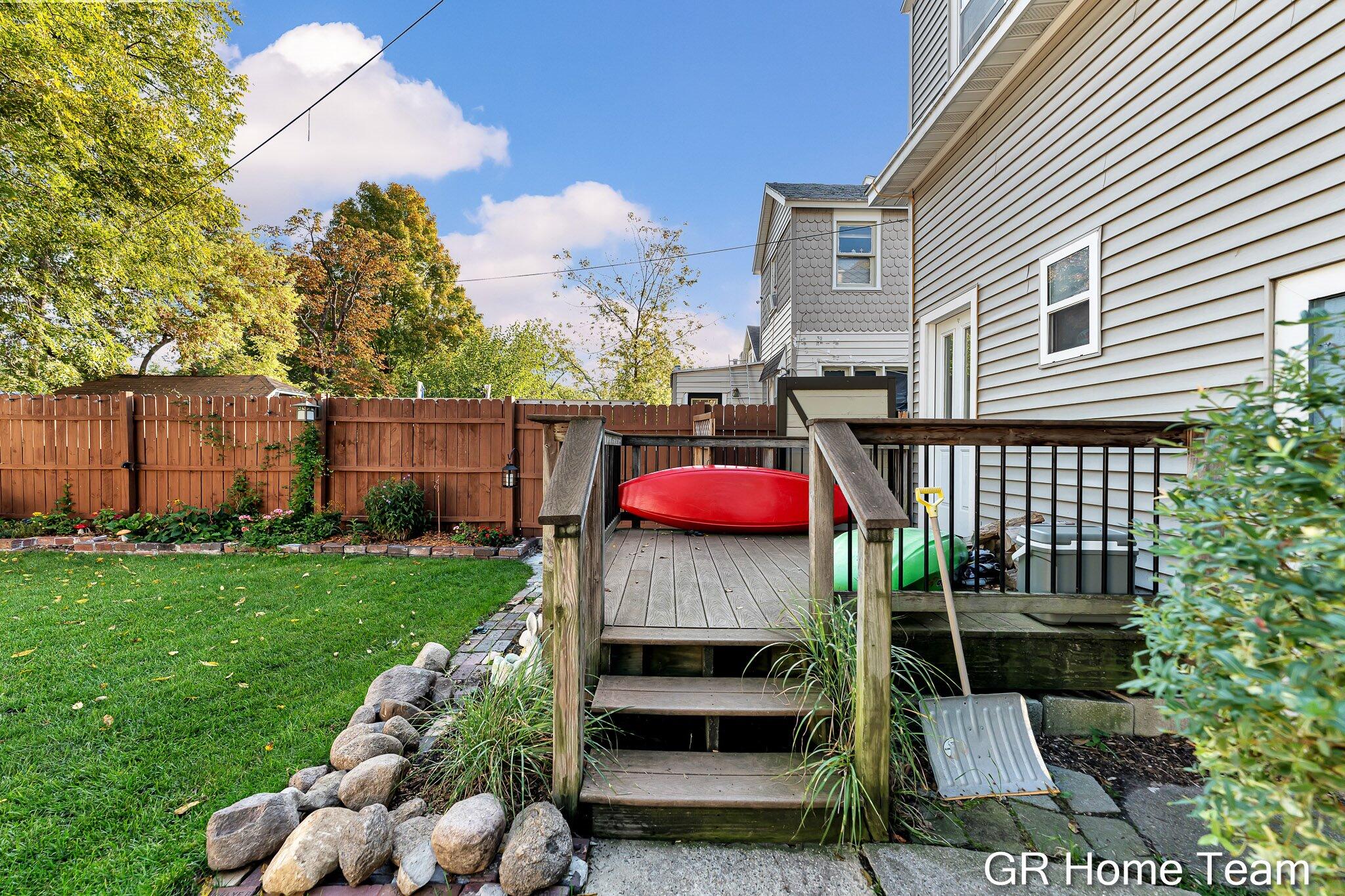 617 Atwood Street NE