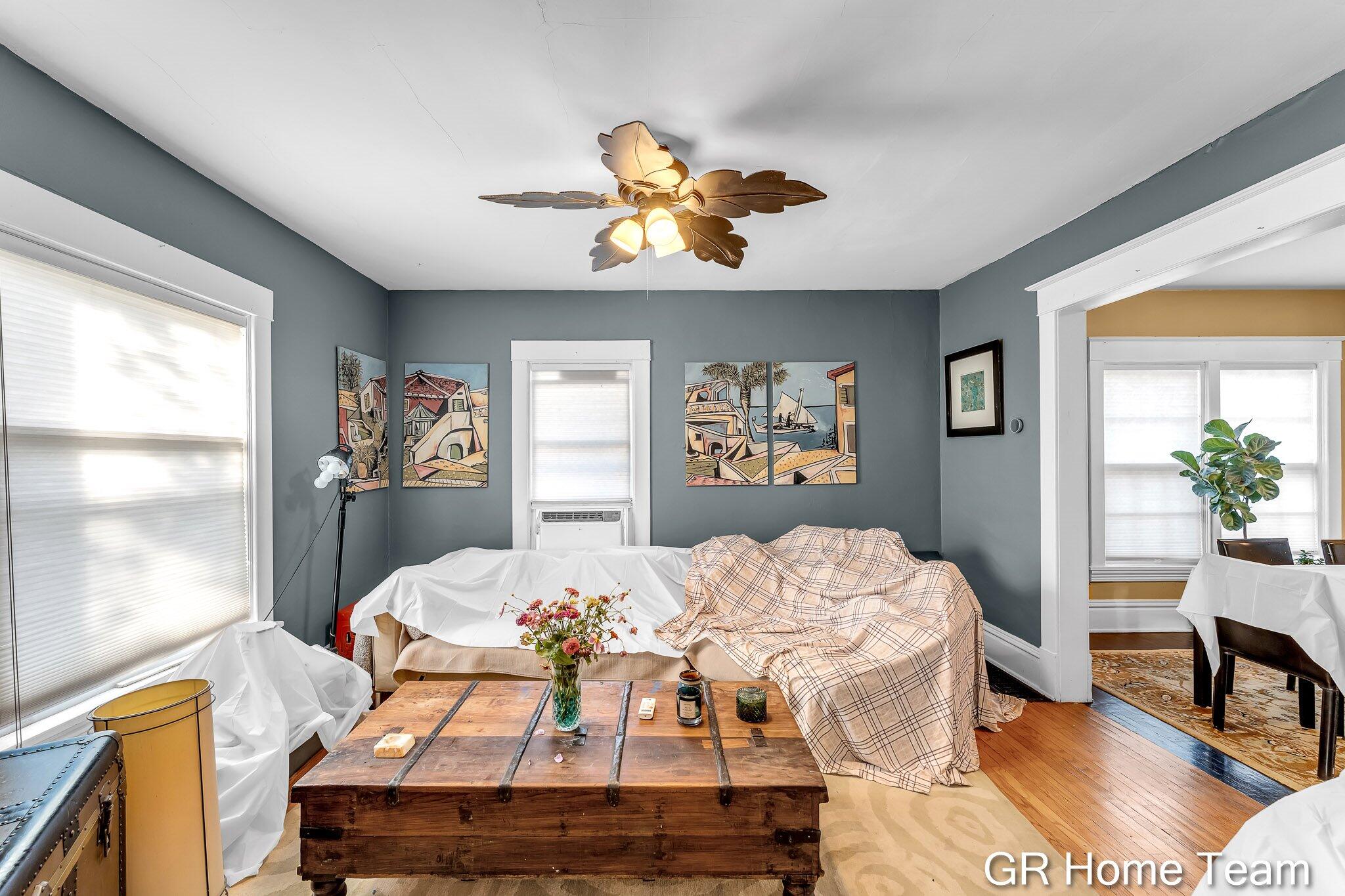 617 Atwood Street NE
