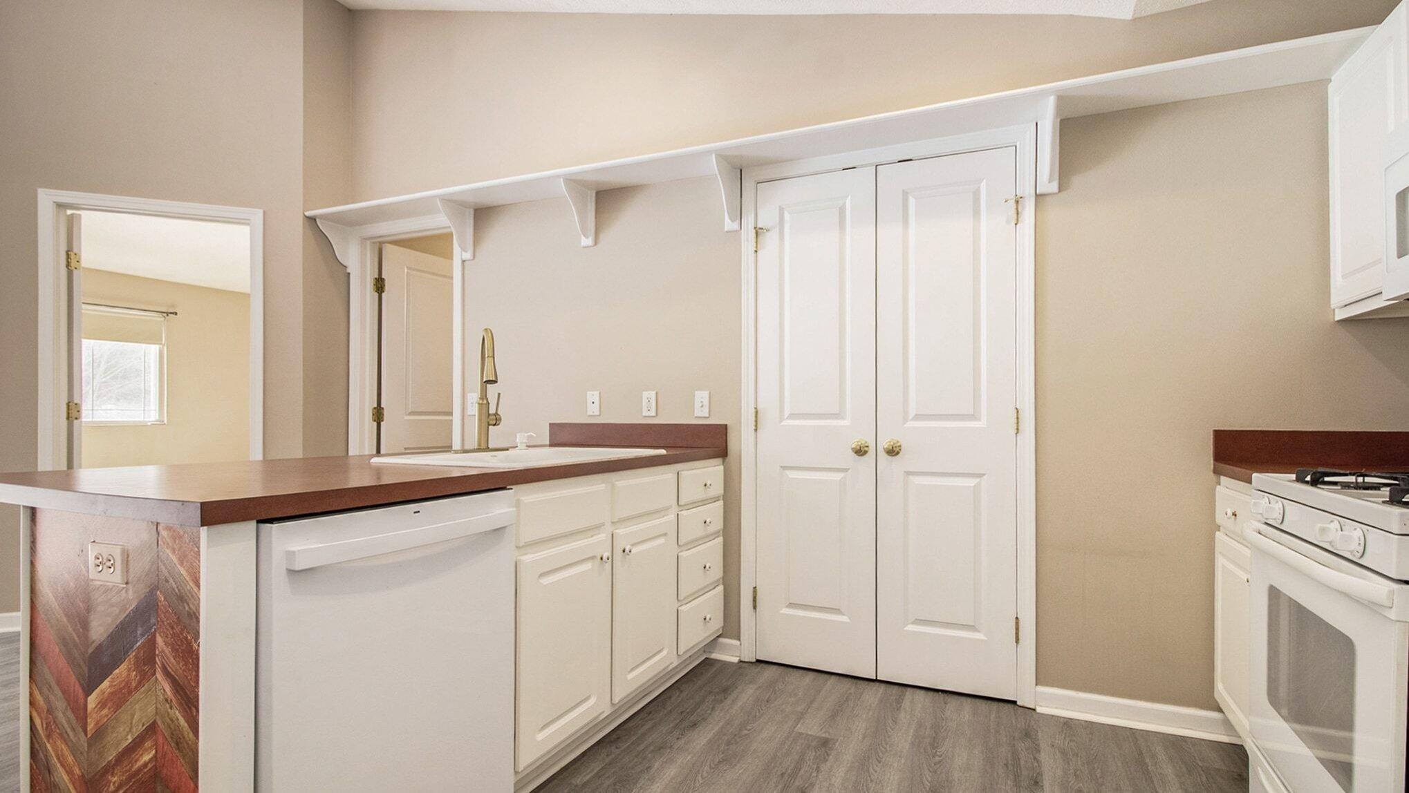 7559 Navajo Valley Drive SW 13