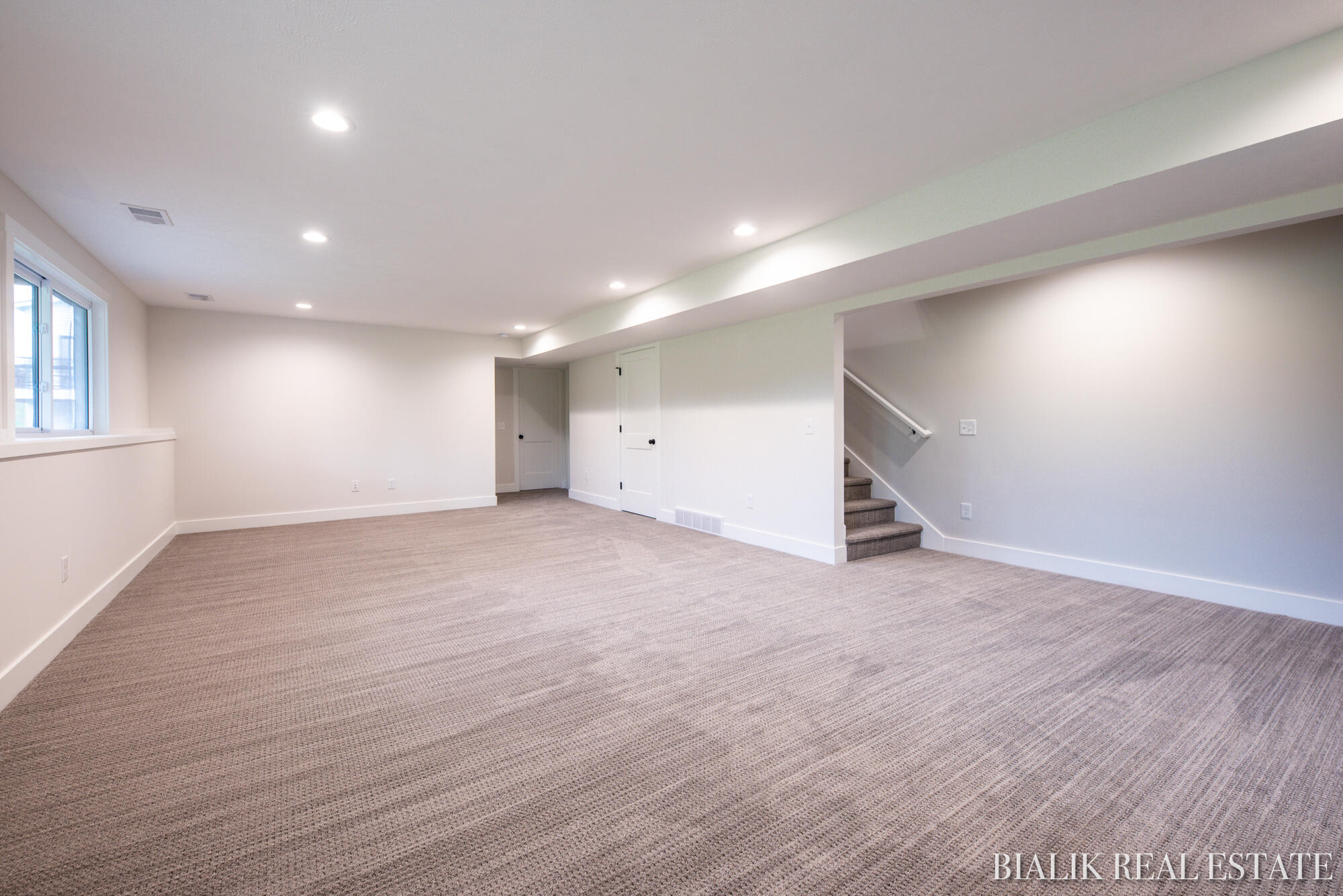 594 Sun Vale Lane