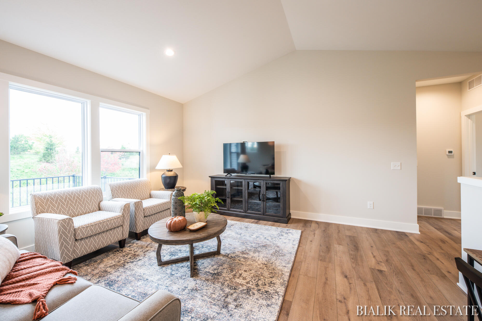 594 Sun Vale Lane