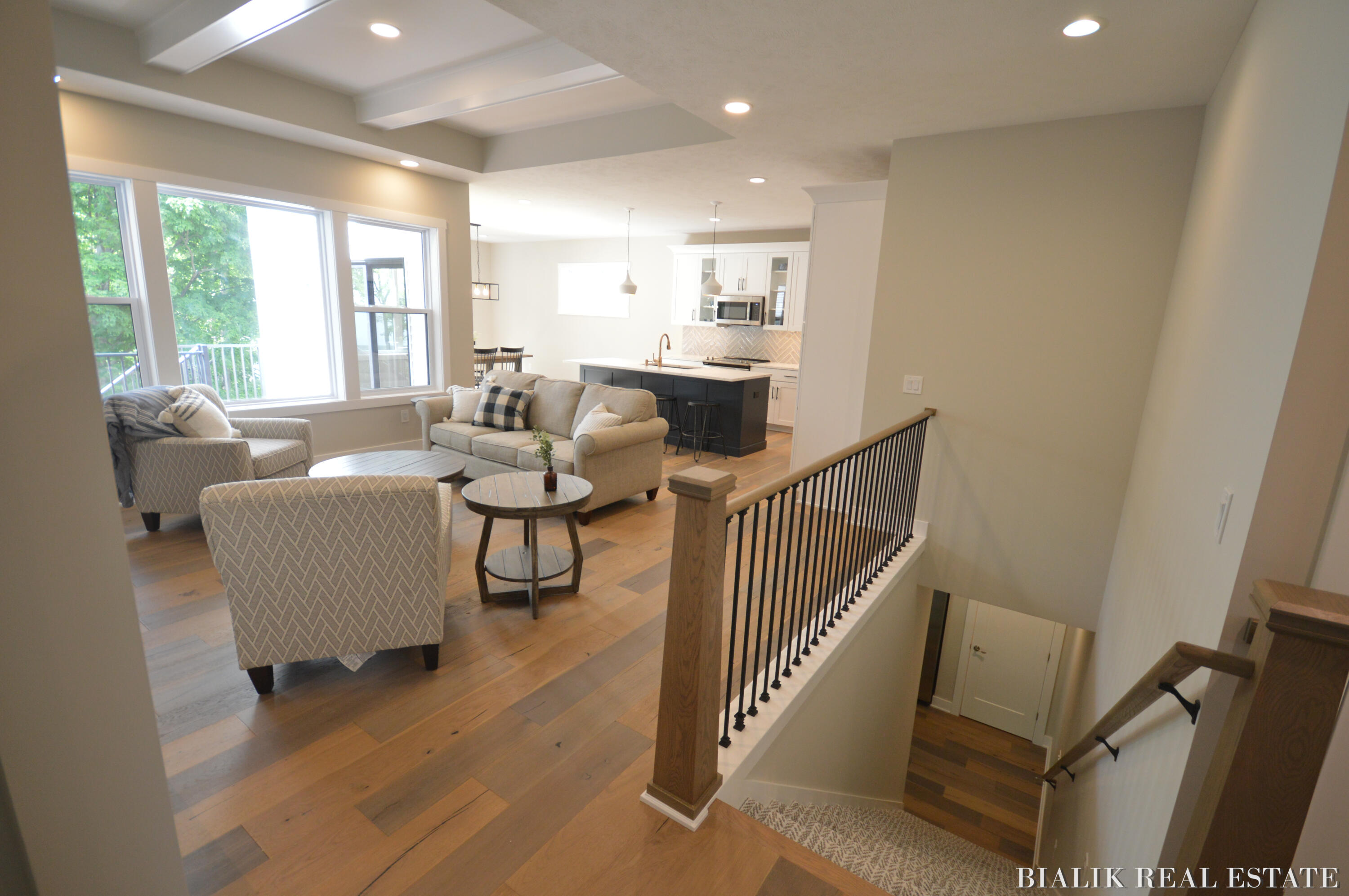 580 Sun Vale Lane 5