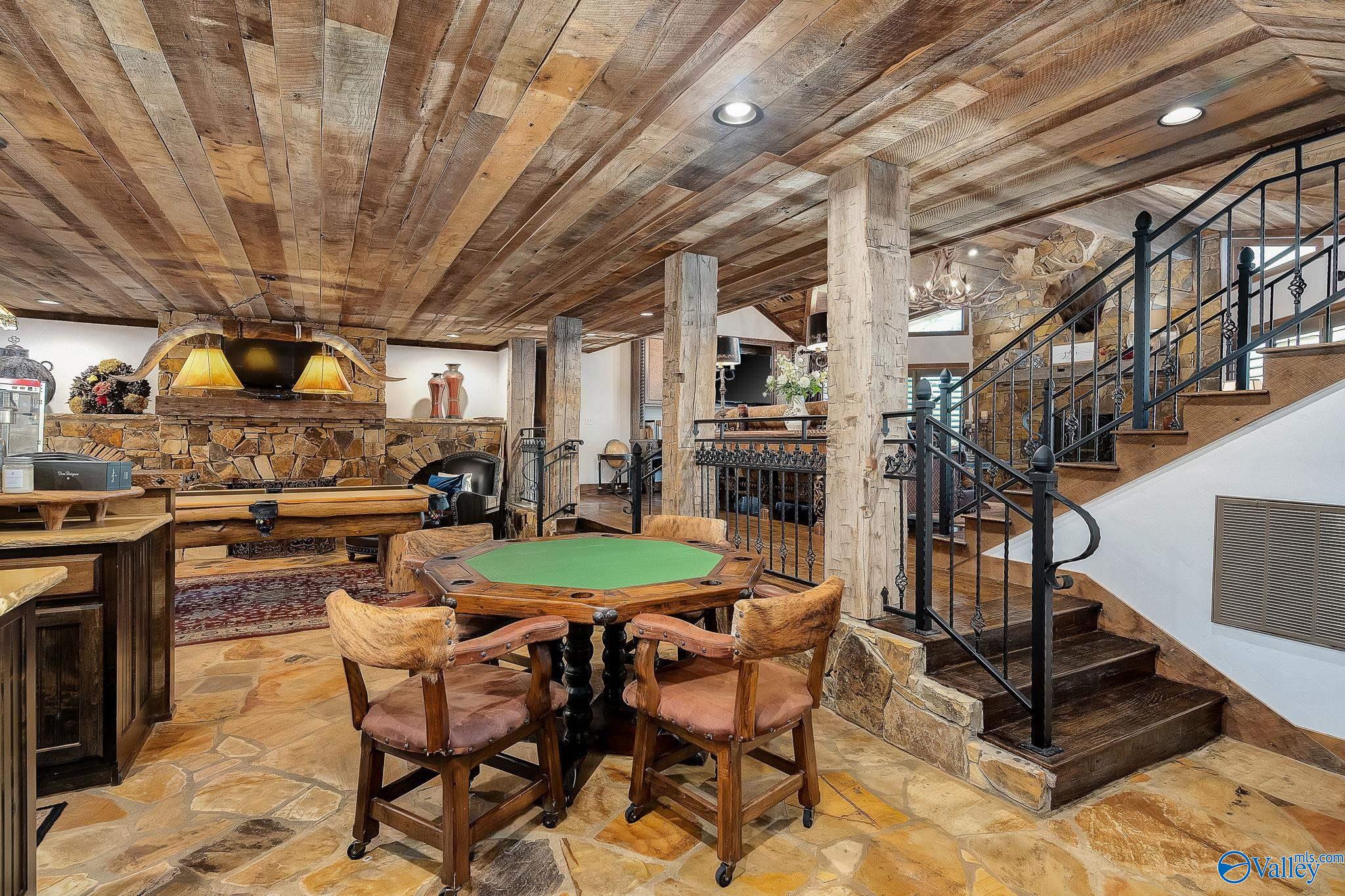 3424 Creek Path Road