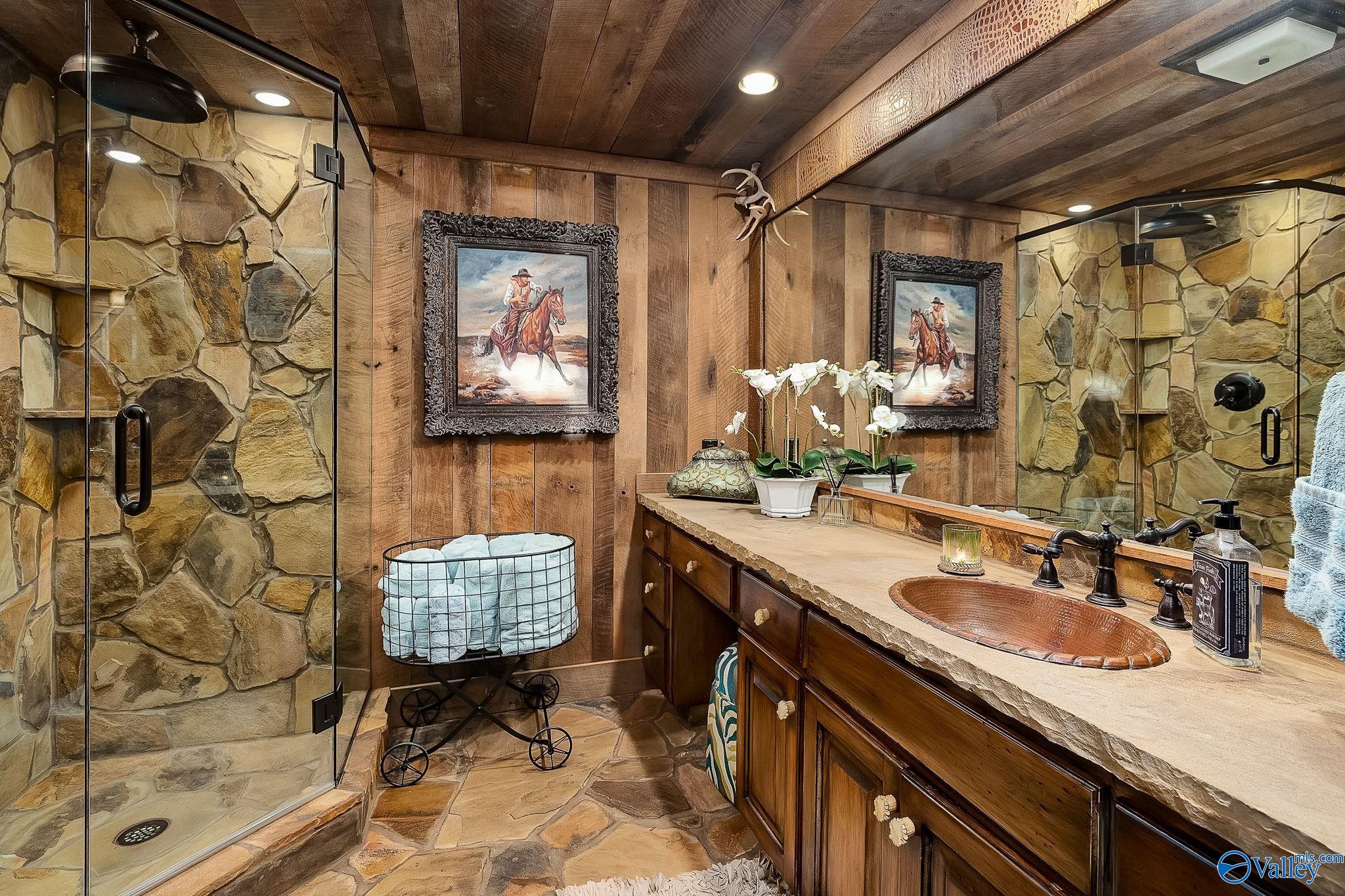 3424 Creek Path Road