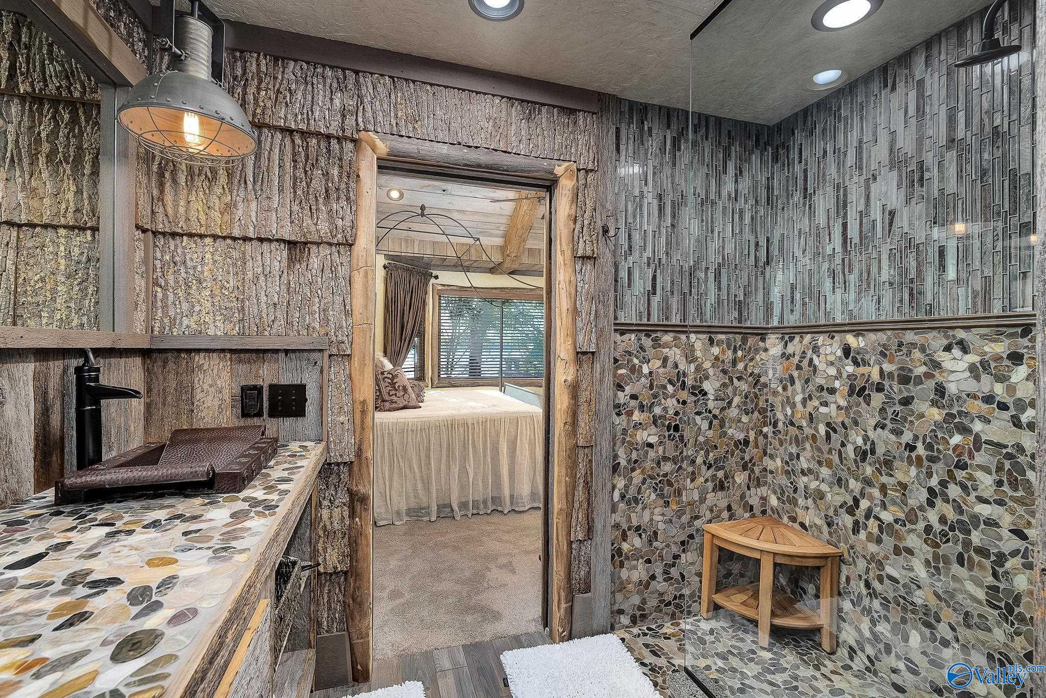 3424 Creek Path Road
