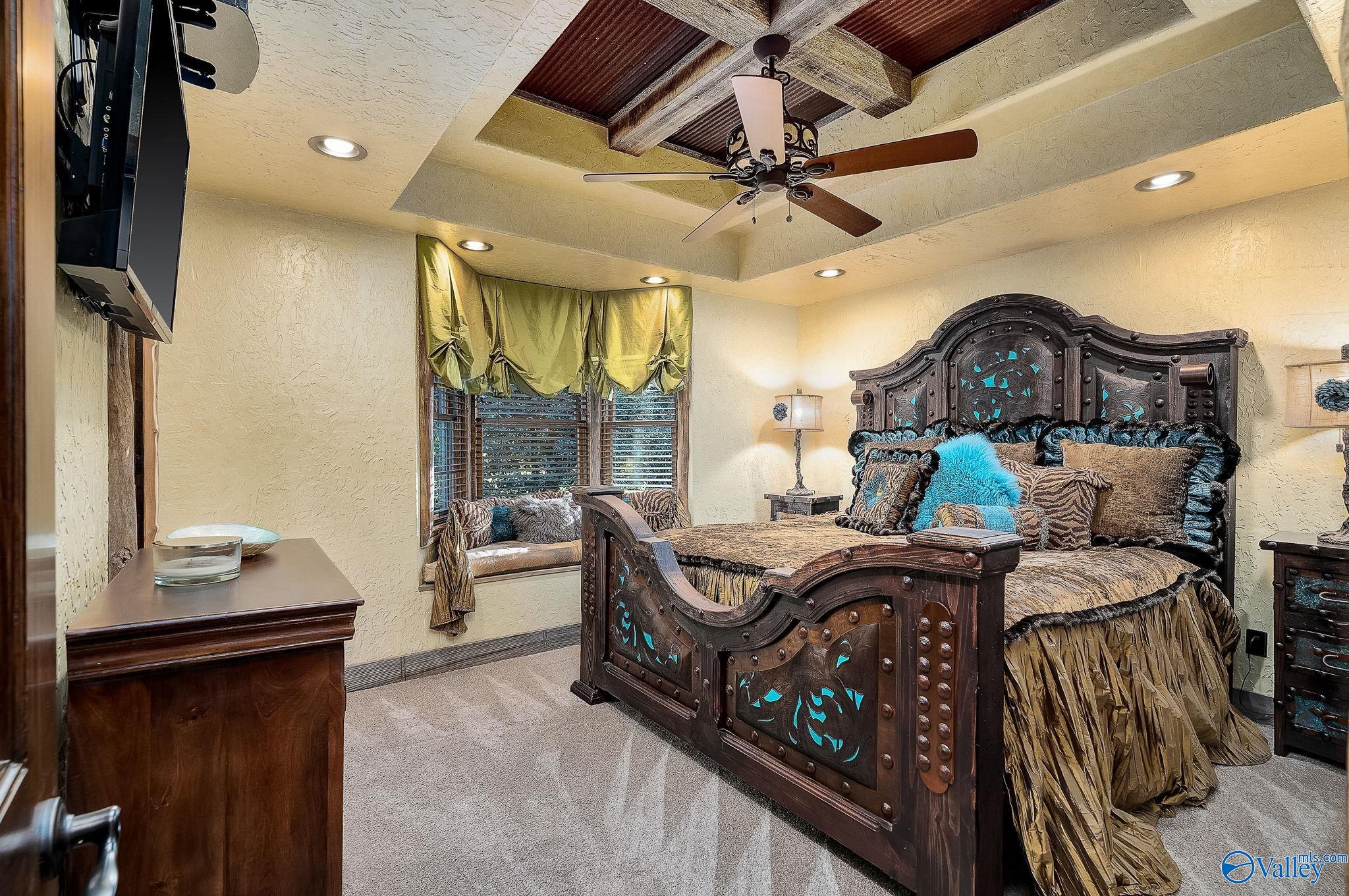 3424 Creek Path Road