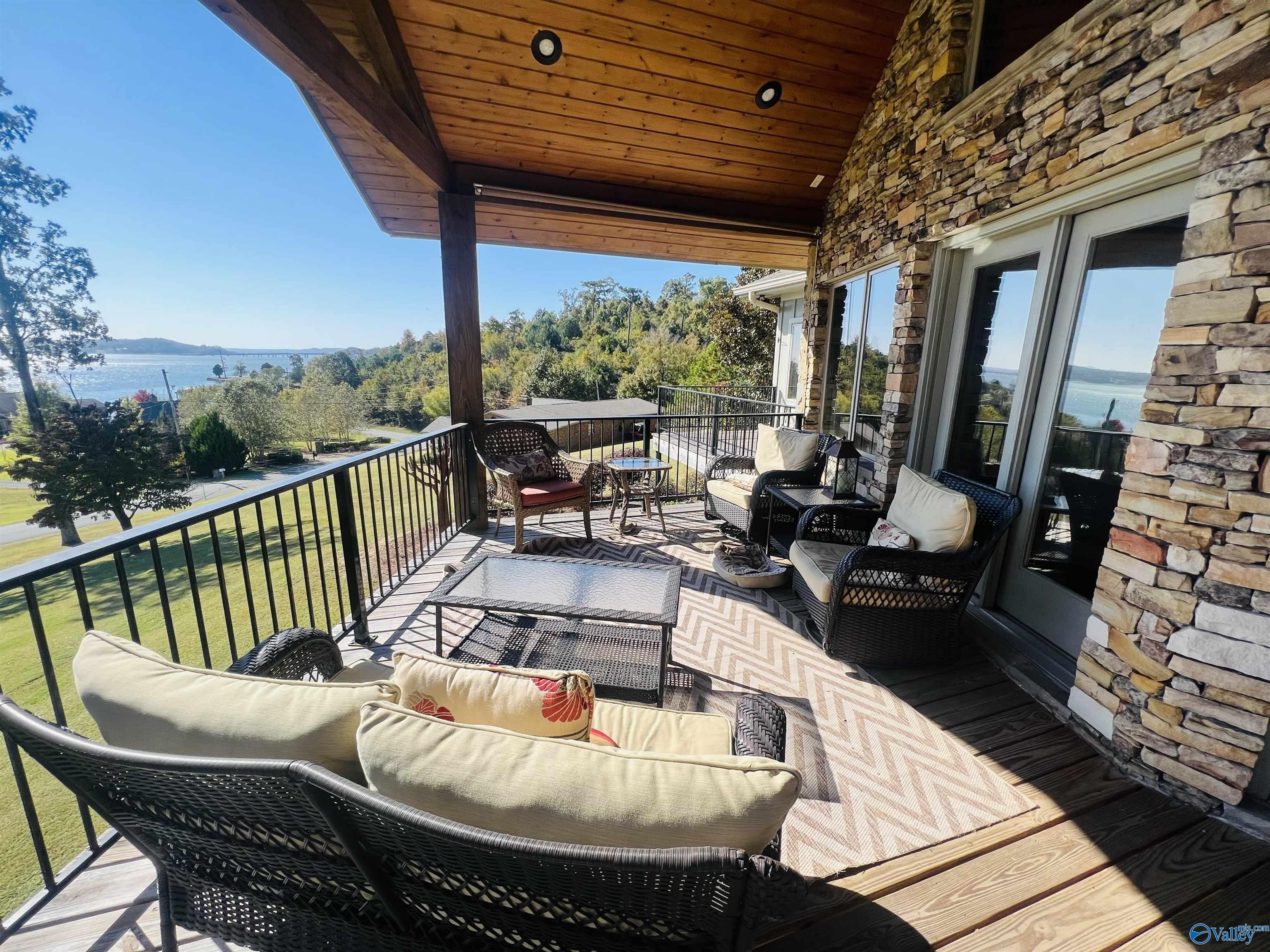 1577 Buck Island Drive