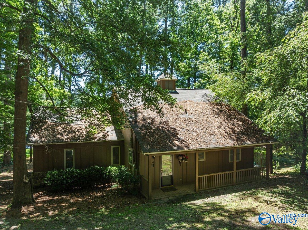 1181 Point Of Pines