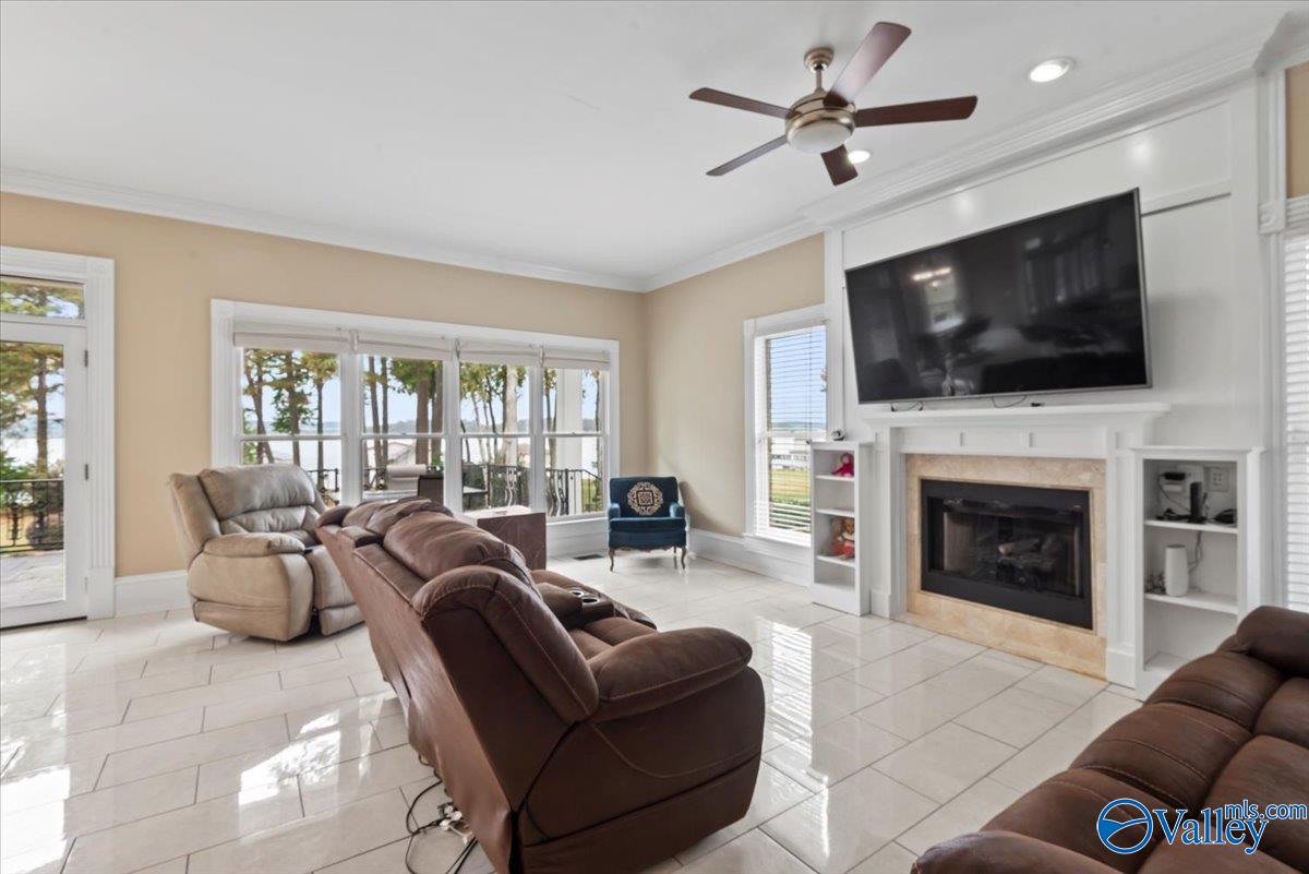 1389 Signal Point Road