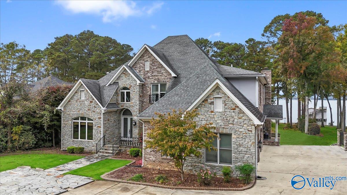 1389 Signal Point Road
