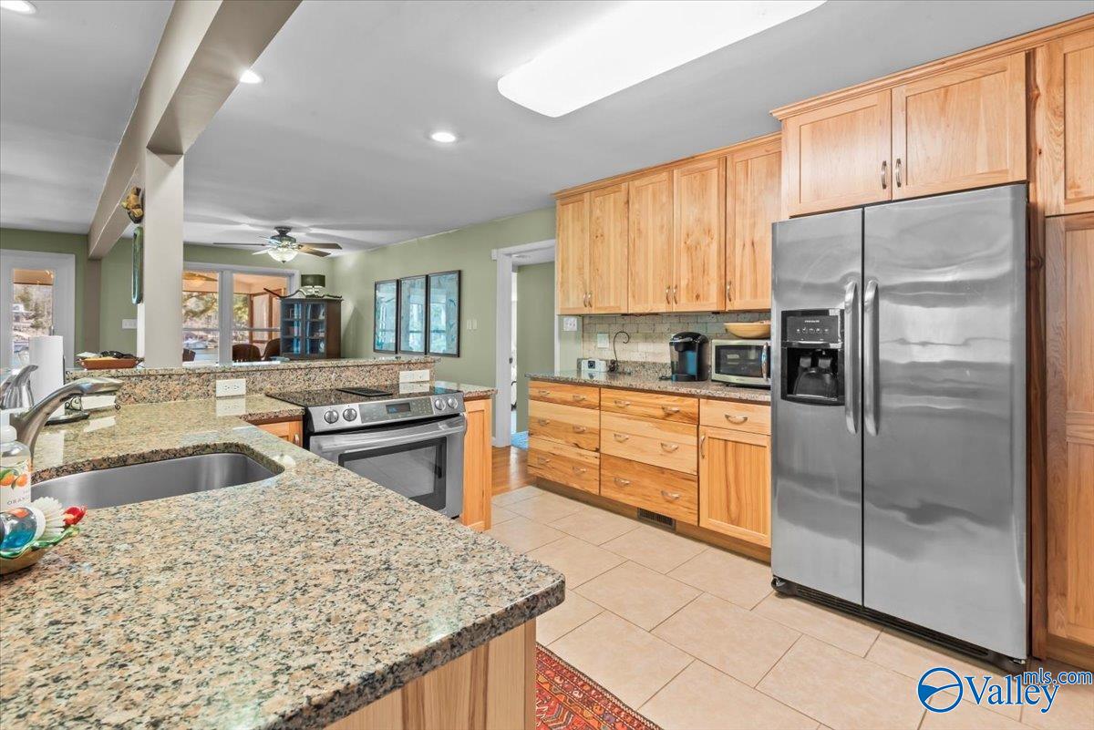 746 Honeycomb Road