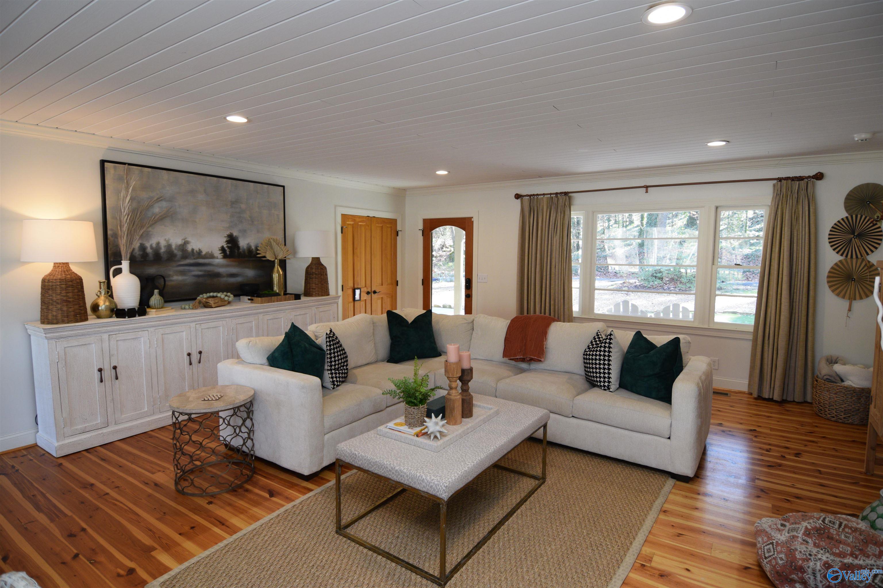 4432 Leaning Beach Drive