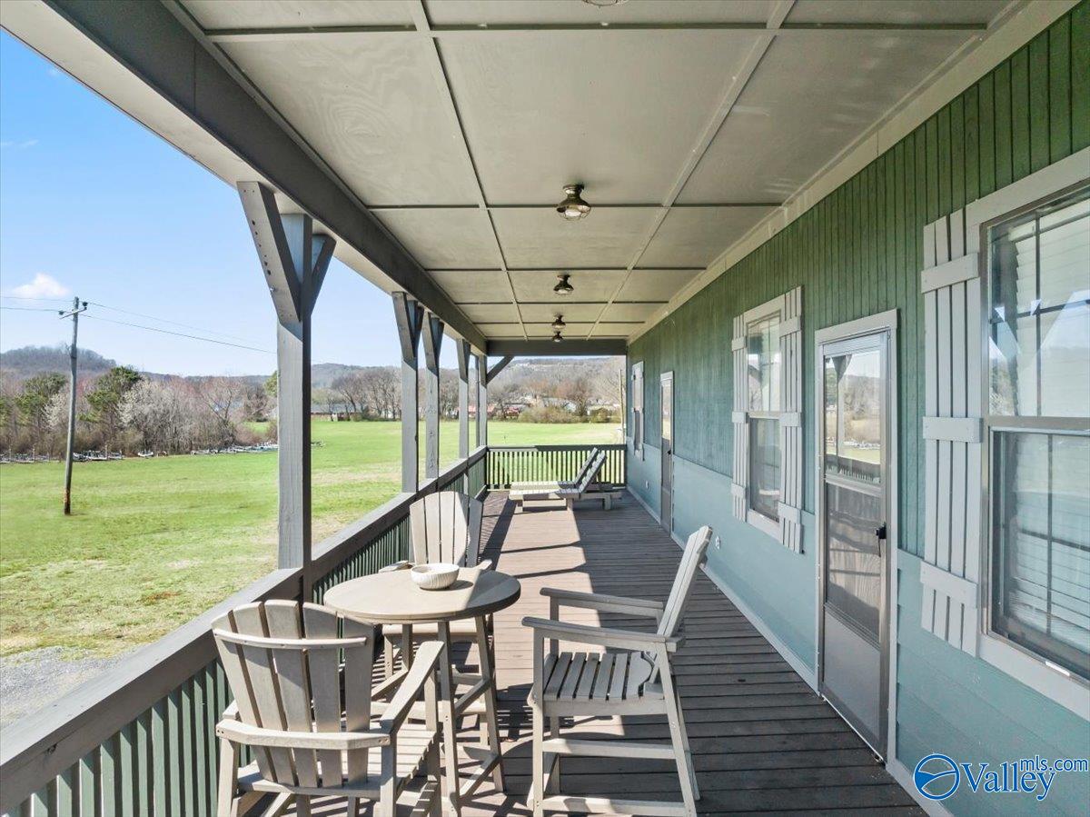 101 Browns Creek Road