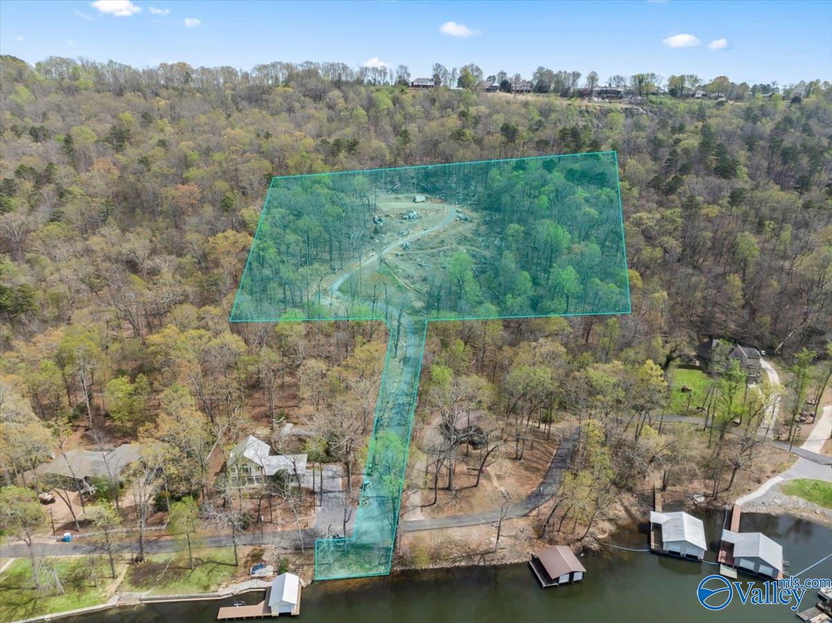 2916 Signal Point Road