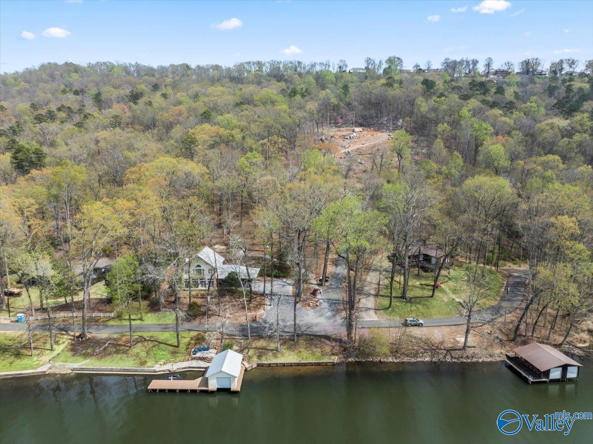 2916 Signal Point Road