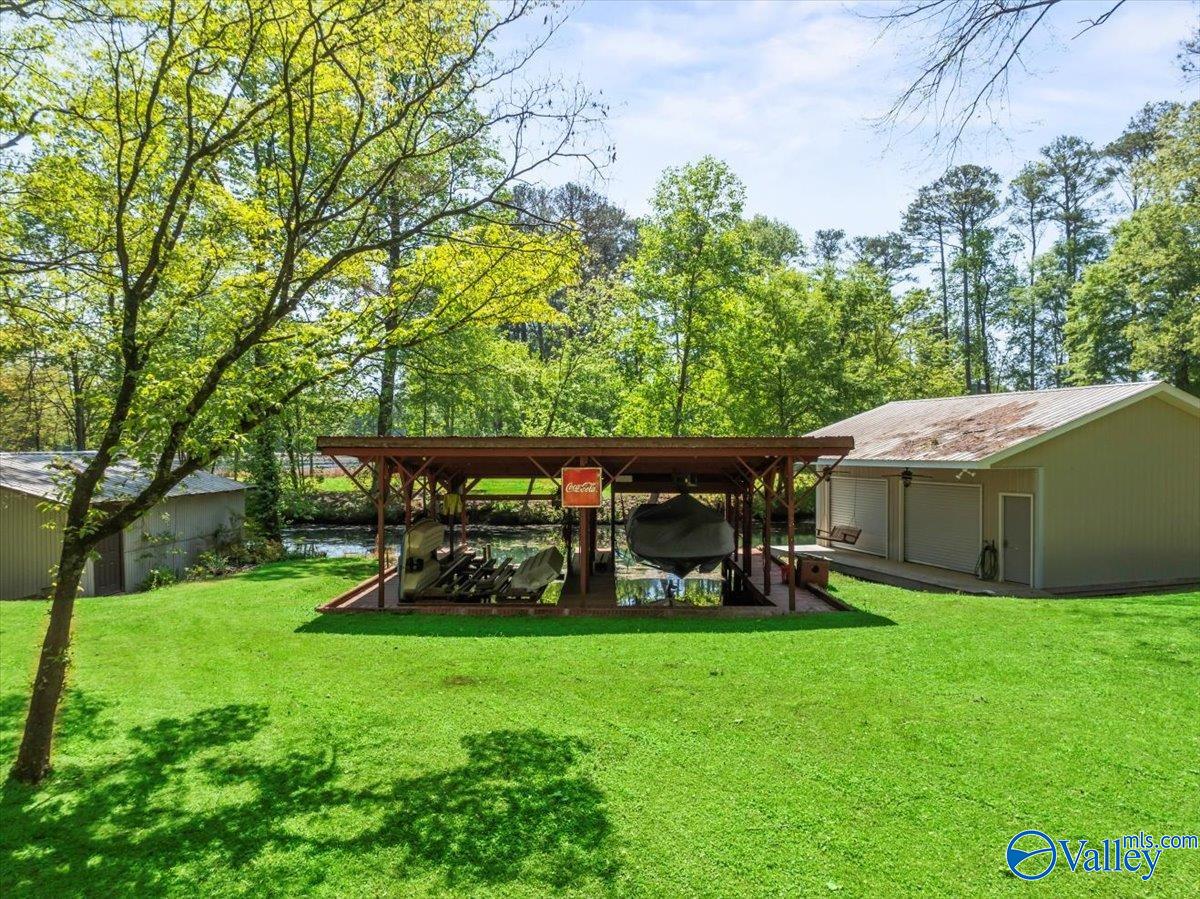 1671 Point Of Pines