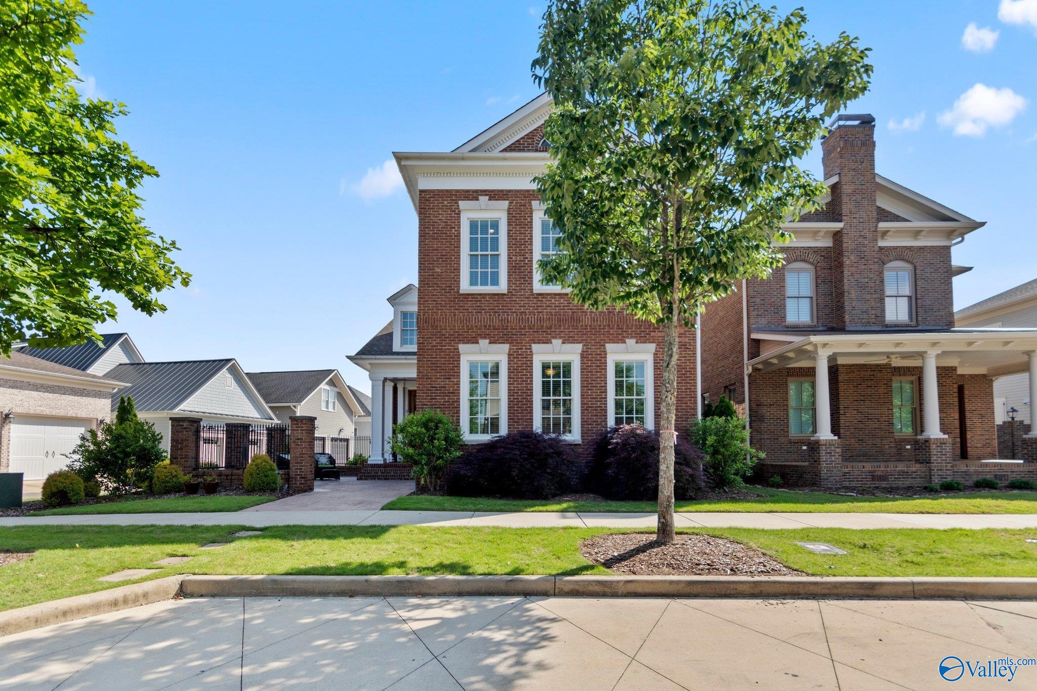 3 Ahearn Lane SE