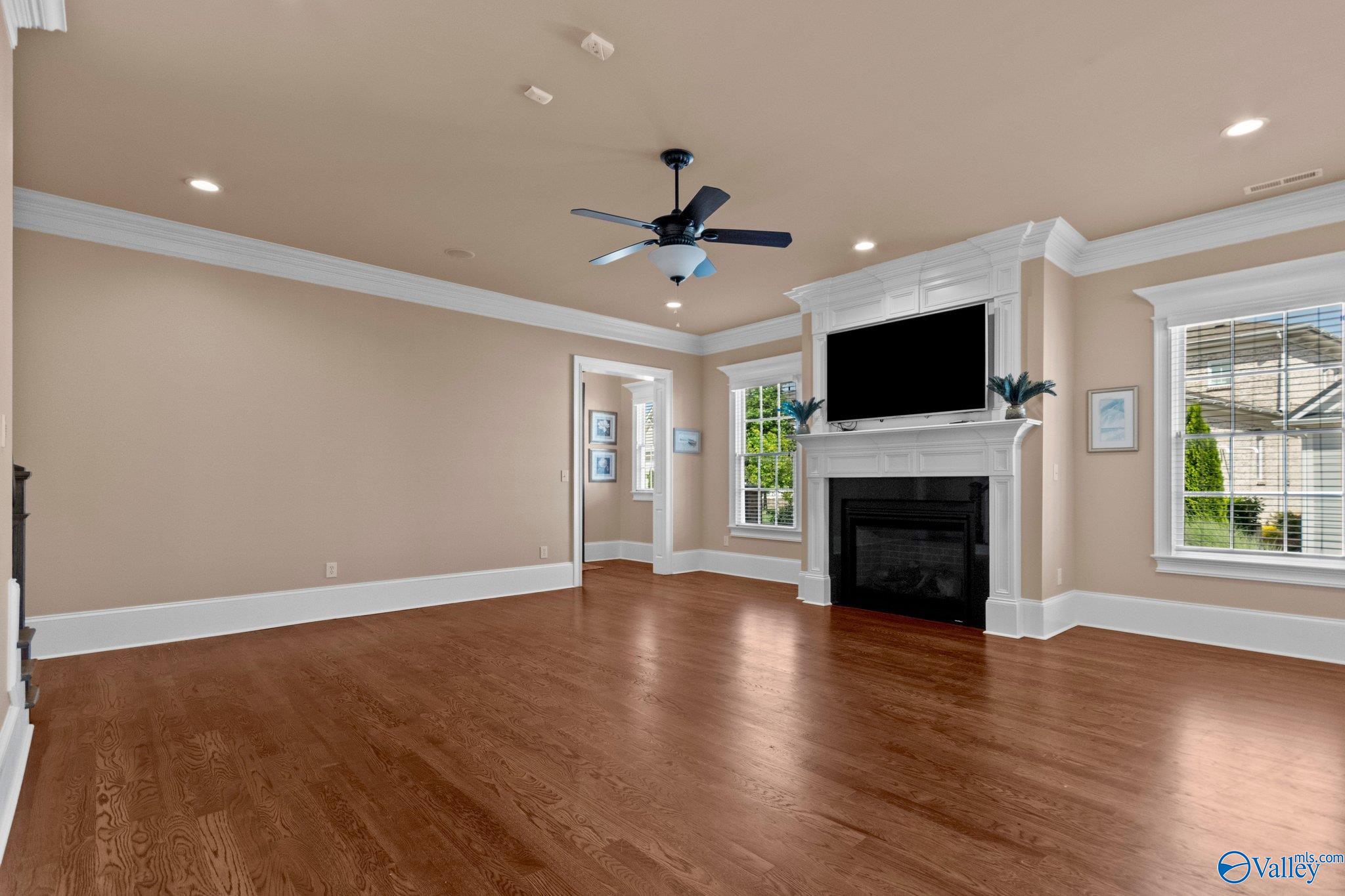 3 Ahearn Lane SE