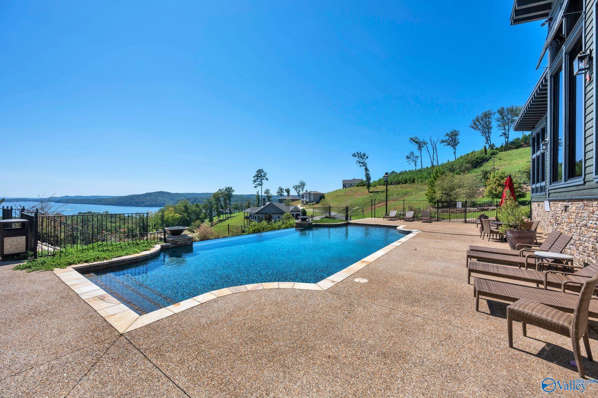 755 Reserve Drive