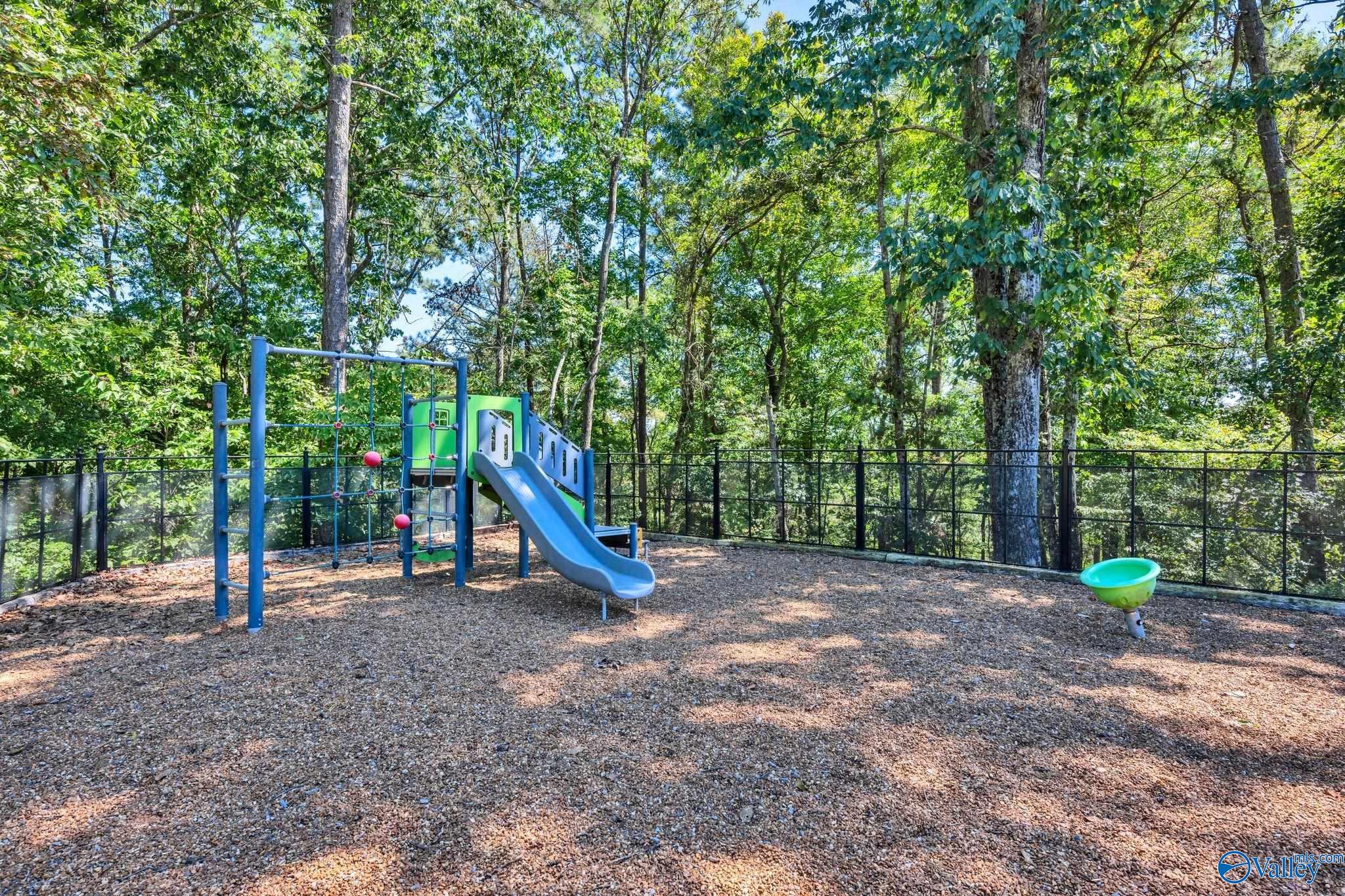 755 Reserve Drive