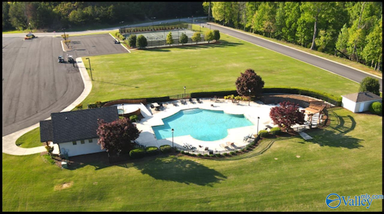 312 Whistling Straits Way, Guntersville