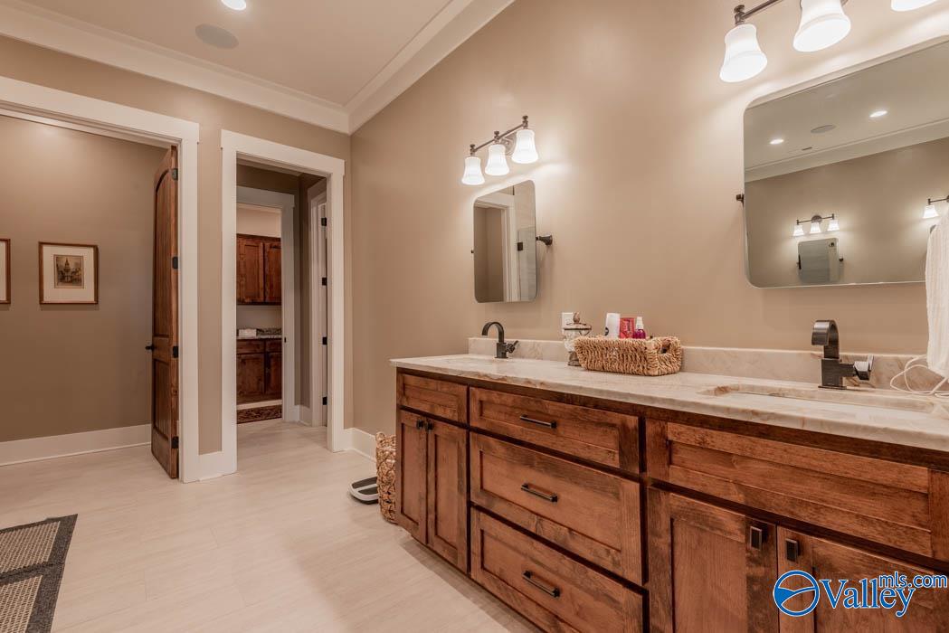 312 Whistling Straits Way, Guntersville