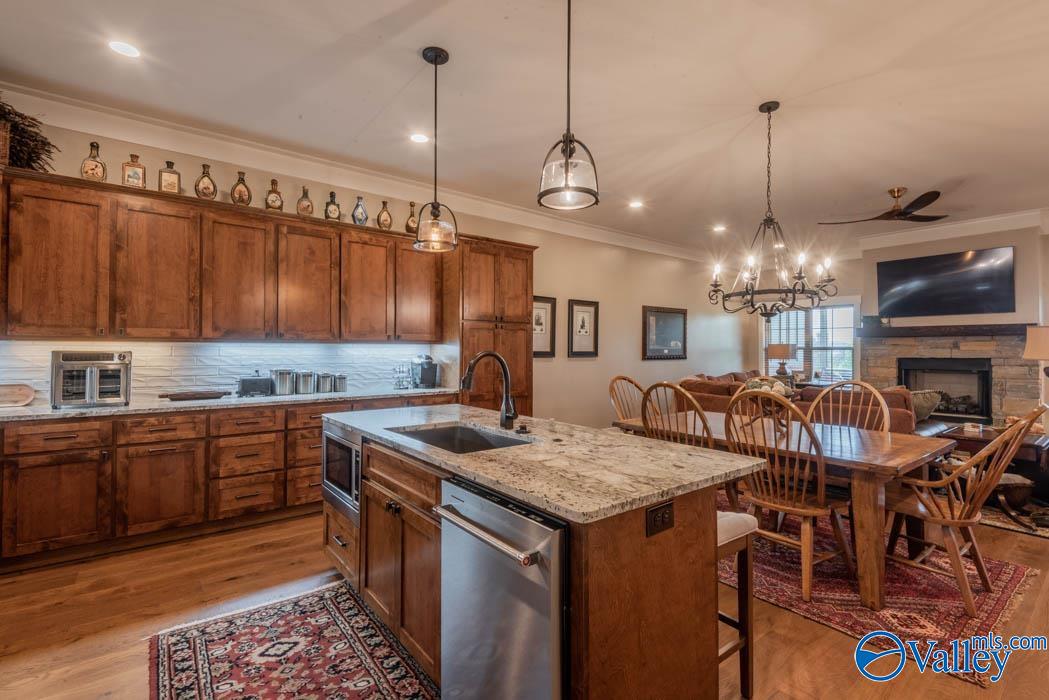312 Whistling Straits Way, Guntersville