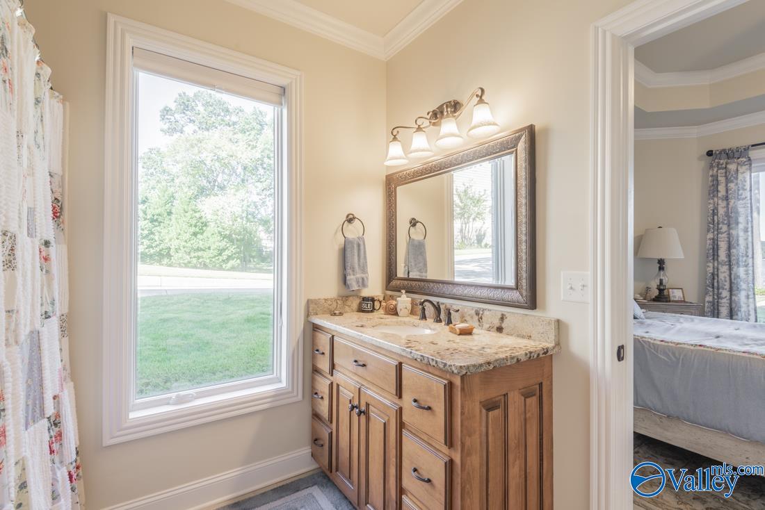 1204 Peninsula Drive