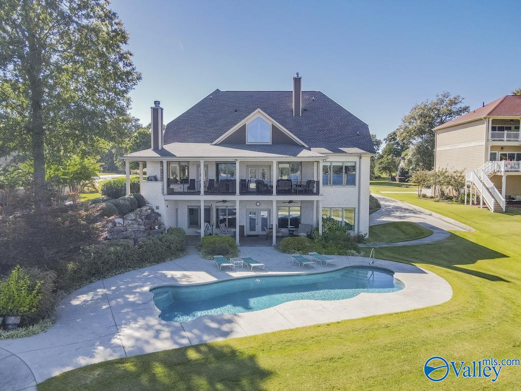 1204 Peninsula Drive