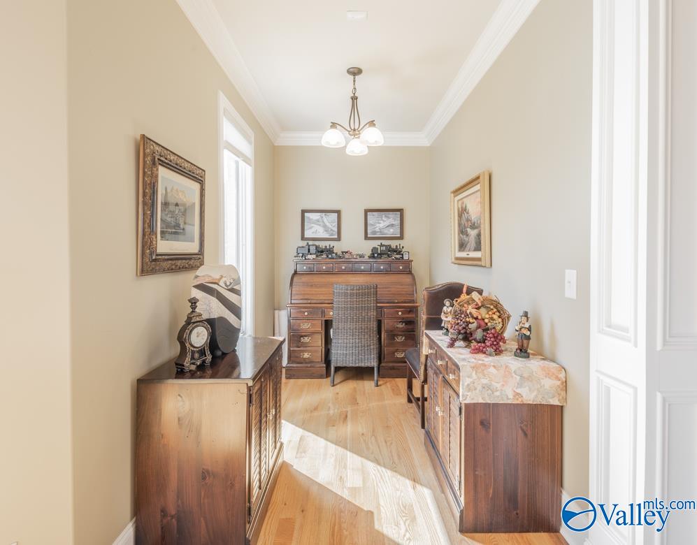 1204 Peninsula Drive