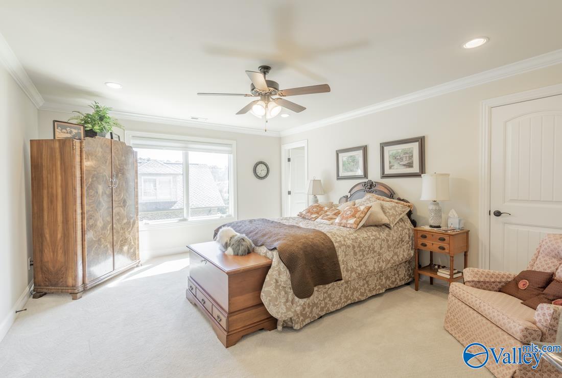 1204 Peninsula Drive