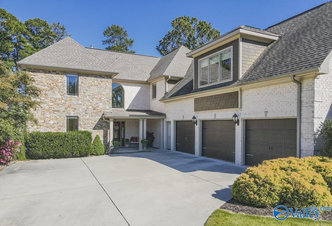 1204 Peninsula Drive