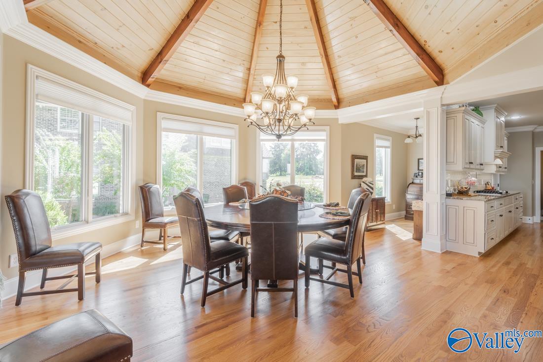 1204 Peninsula Drive