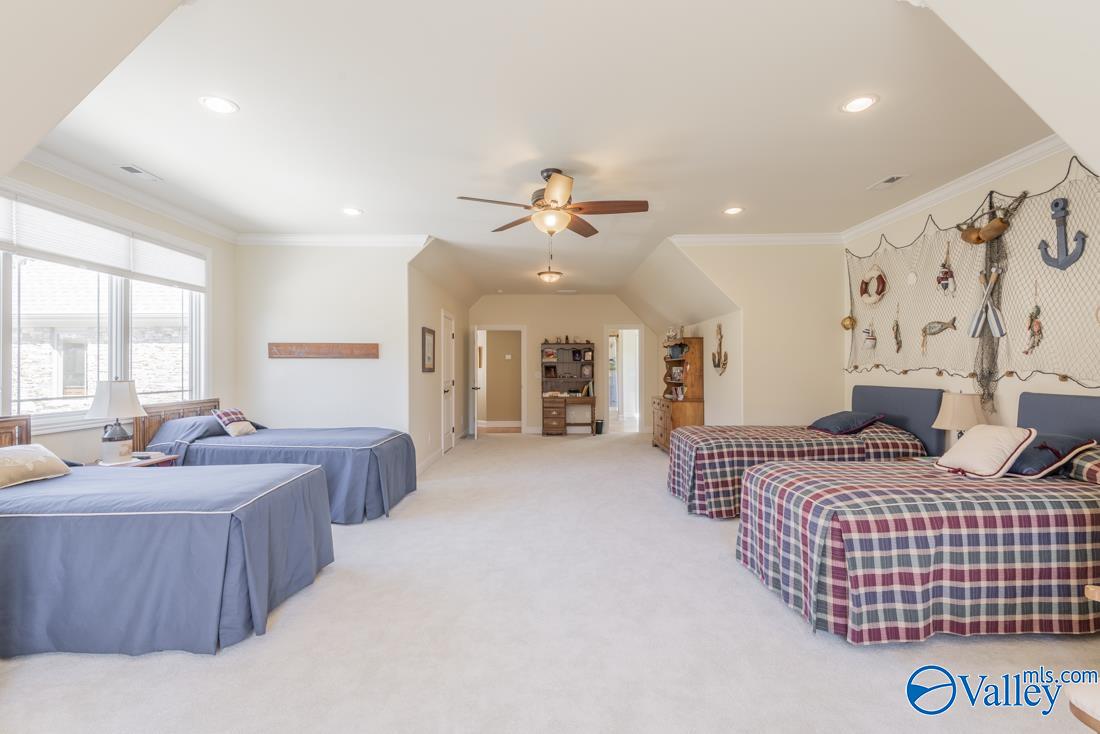 1204 Peninsula Drive