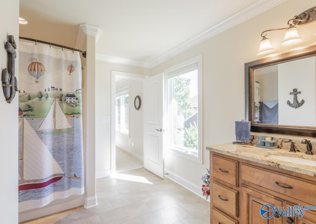 1204 Peninsula Drive