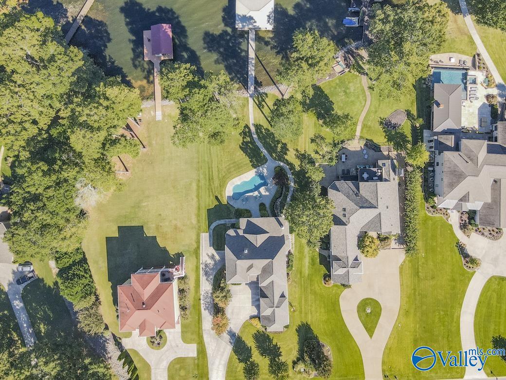 1204 Peninsula Drive