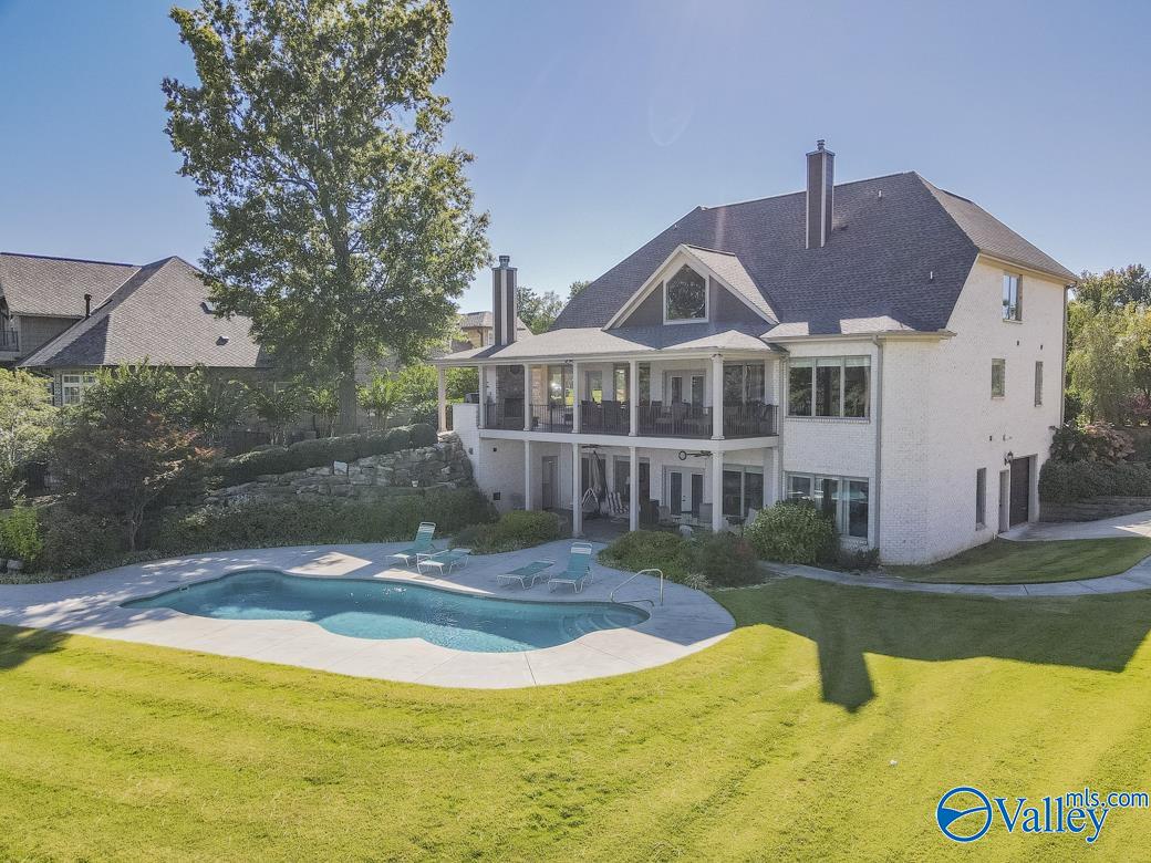 1204 Peninsula Drive