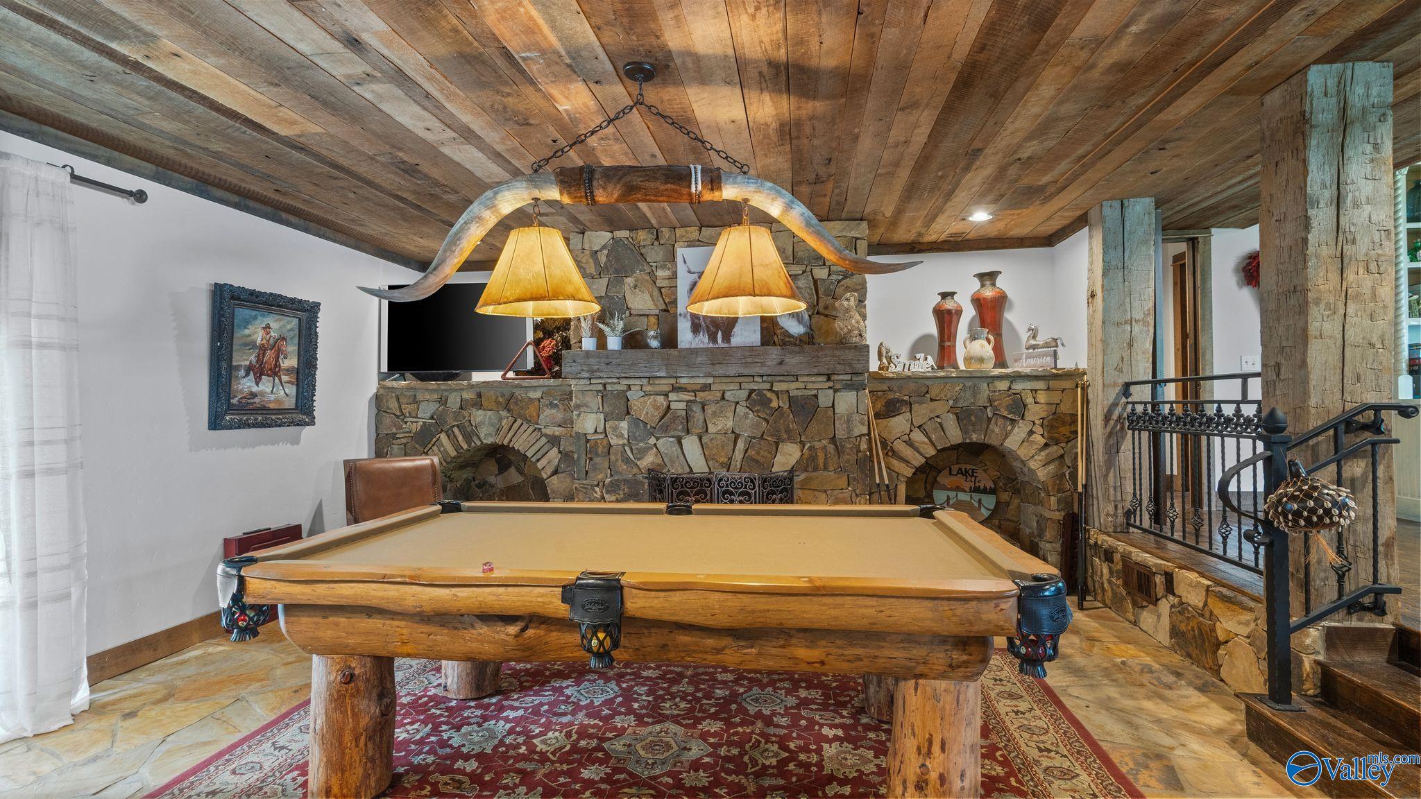 3424 Creek Path Road