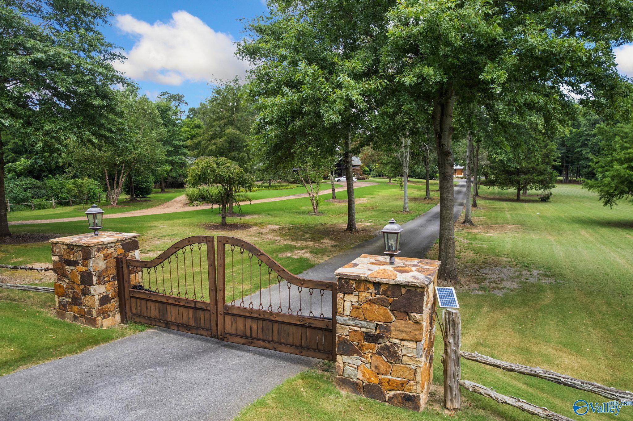 3424 Creek Path Road