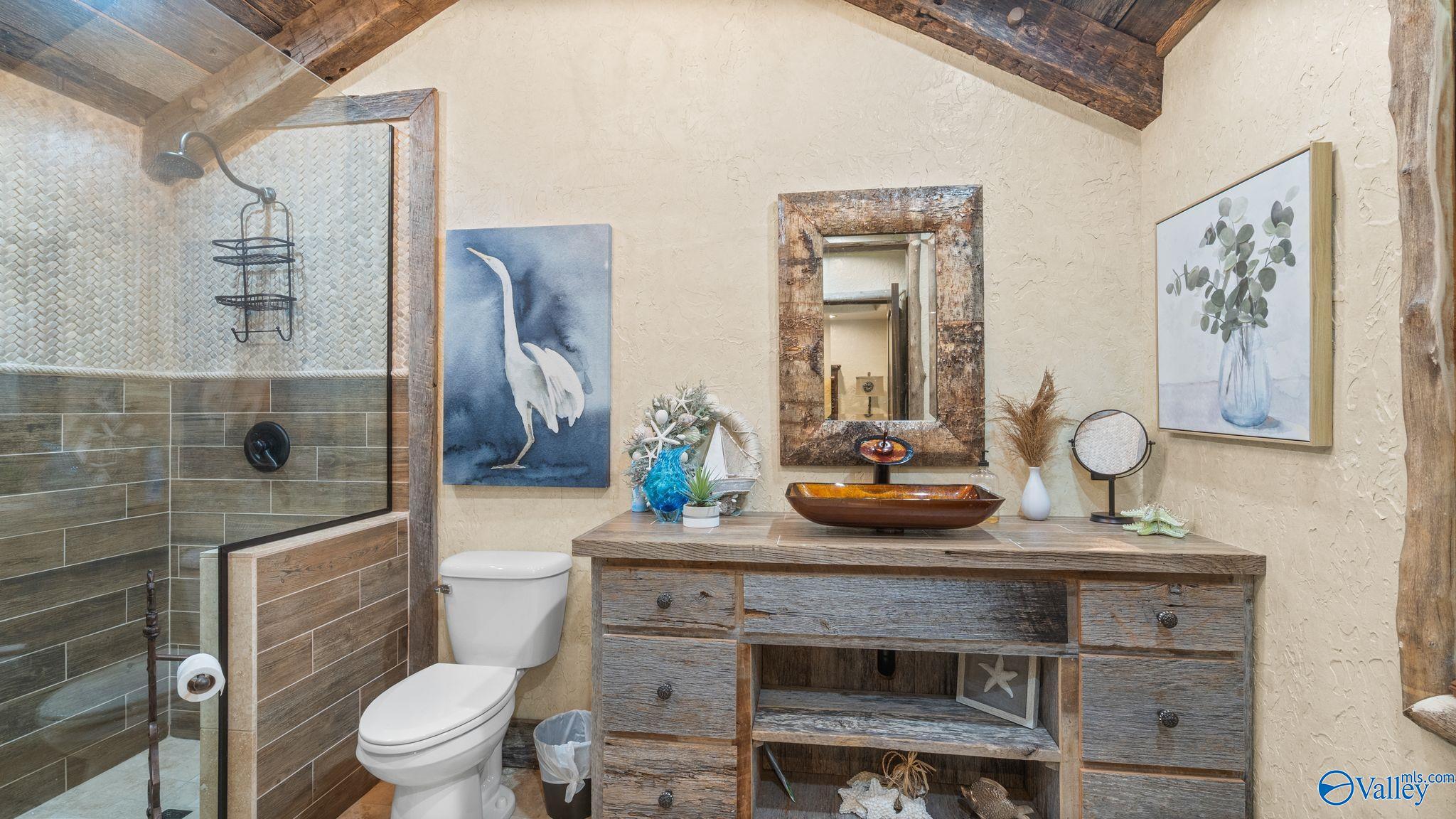 3424 Creek Path Road