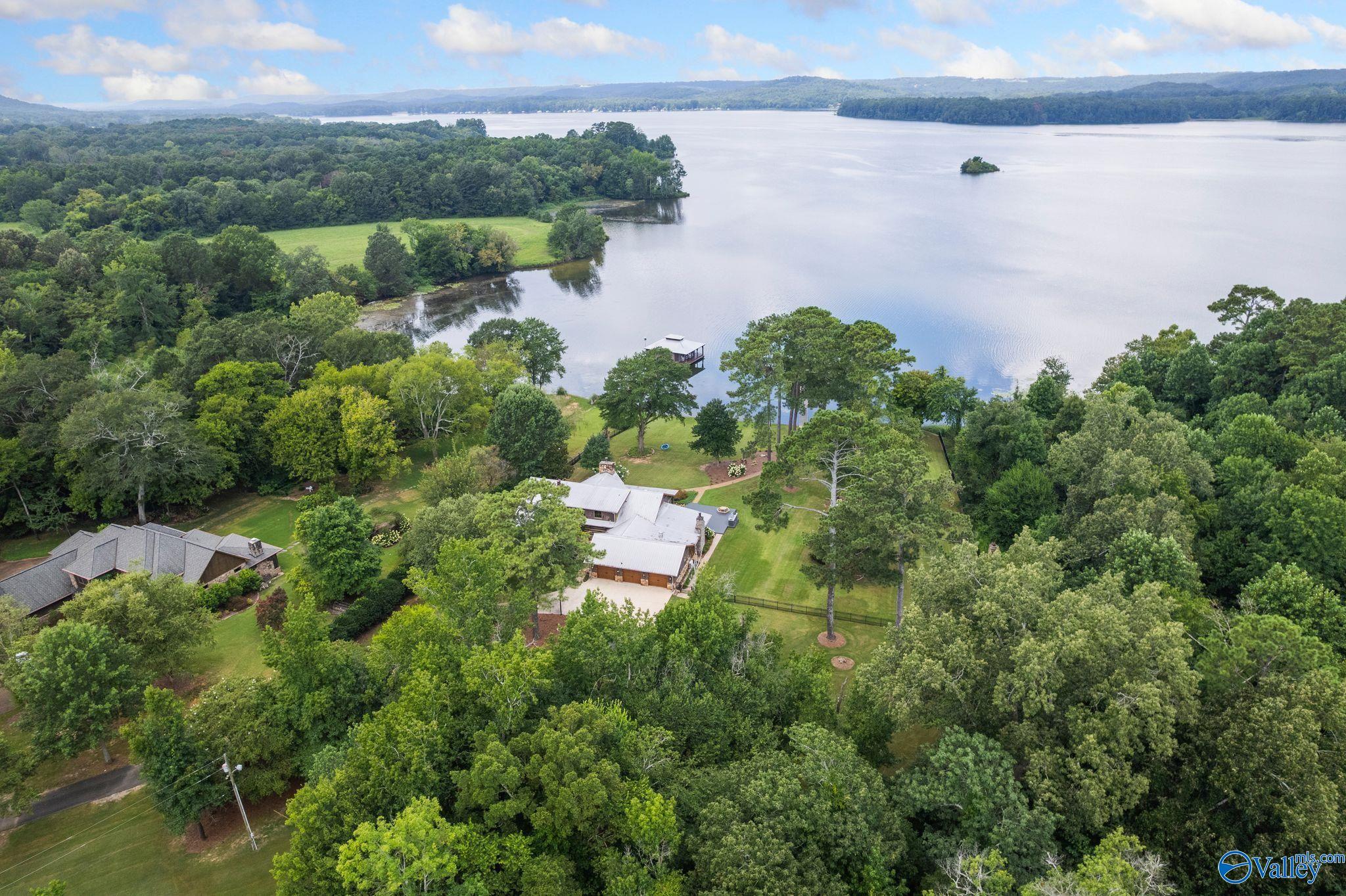 3424 Creek Path Road