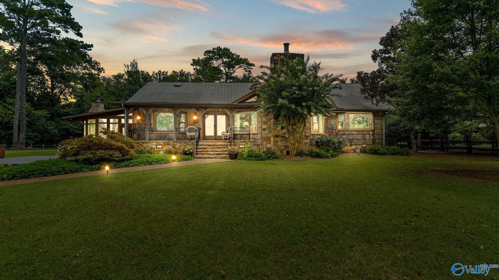 3424 Creek Path Road