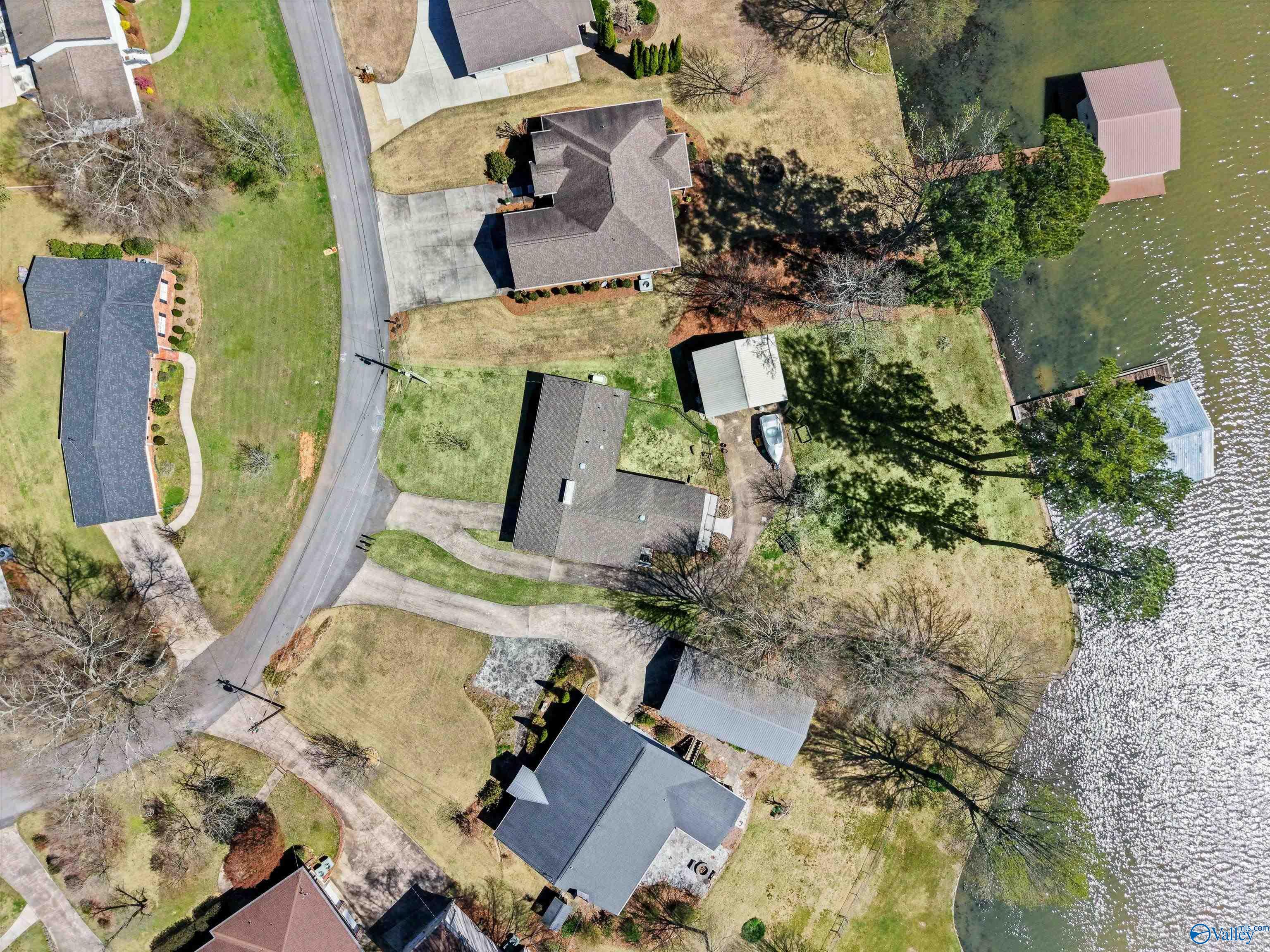 3825 Meadow Wood Circle