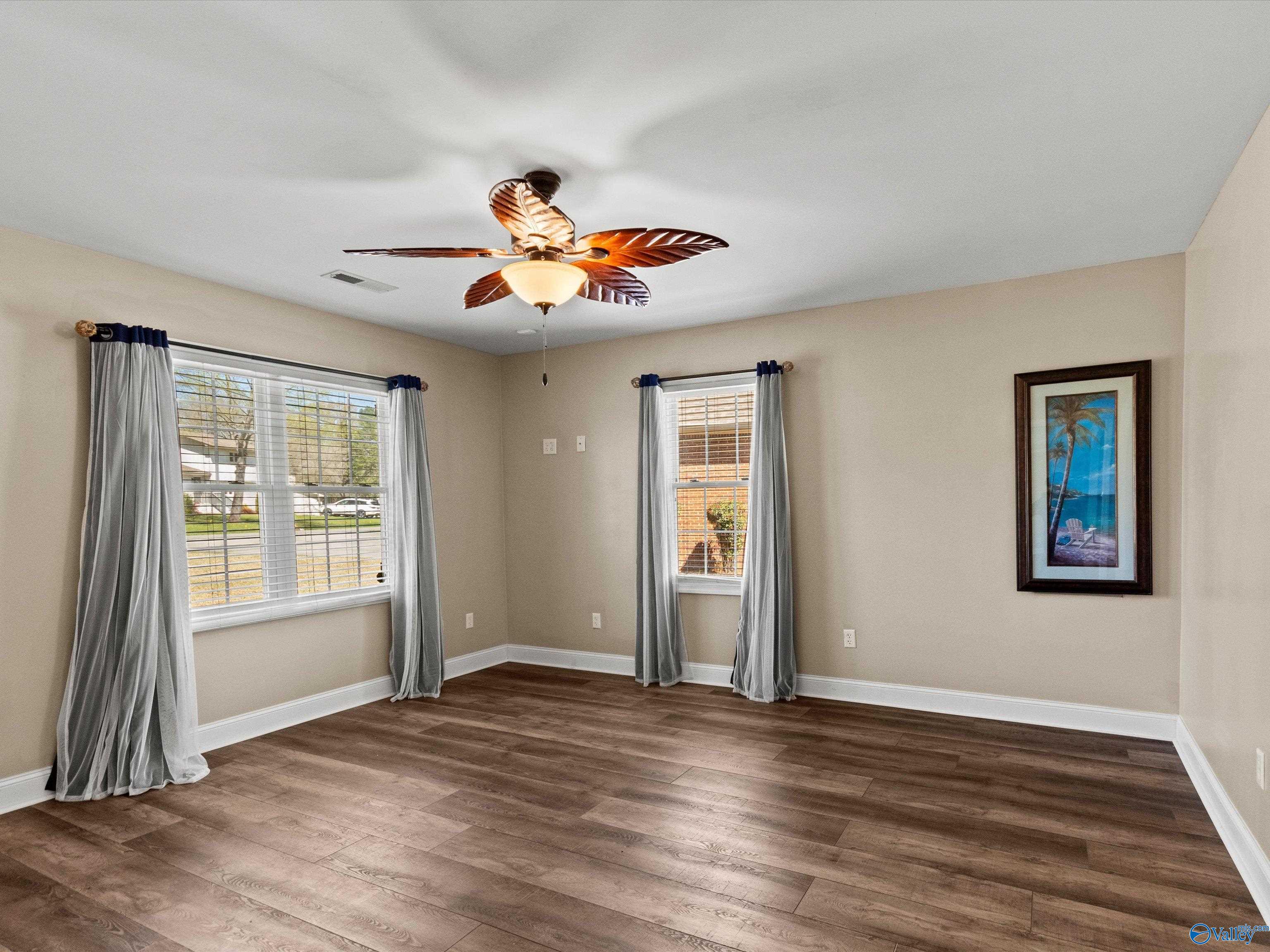 3825 Meadow Wood Circle