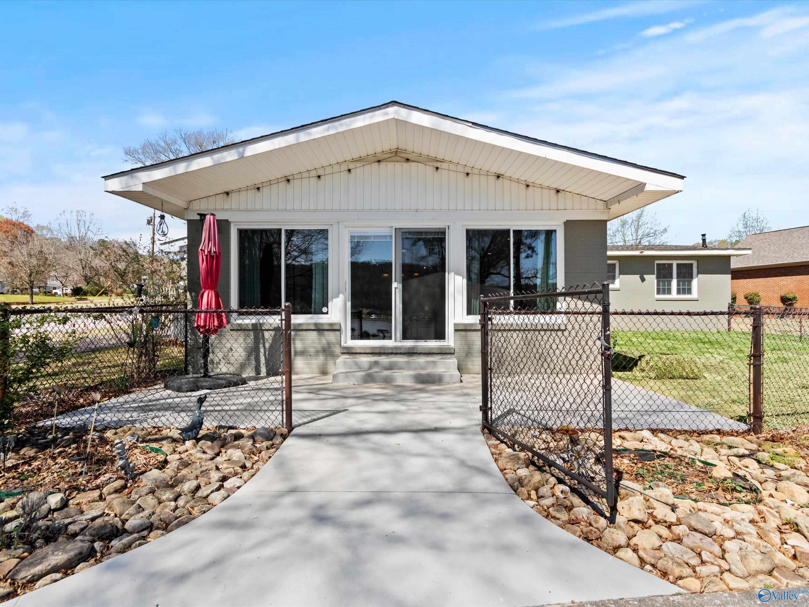 3825 Meadow Wood Circle