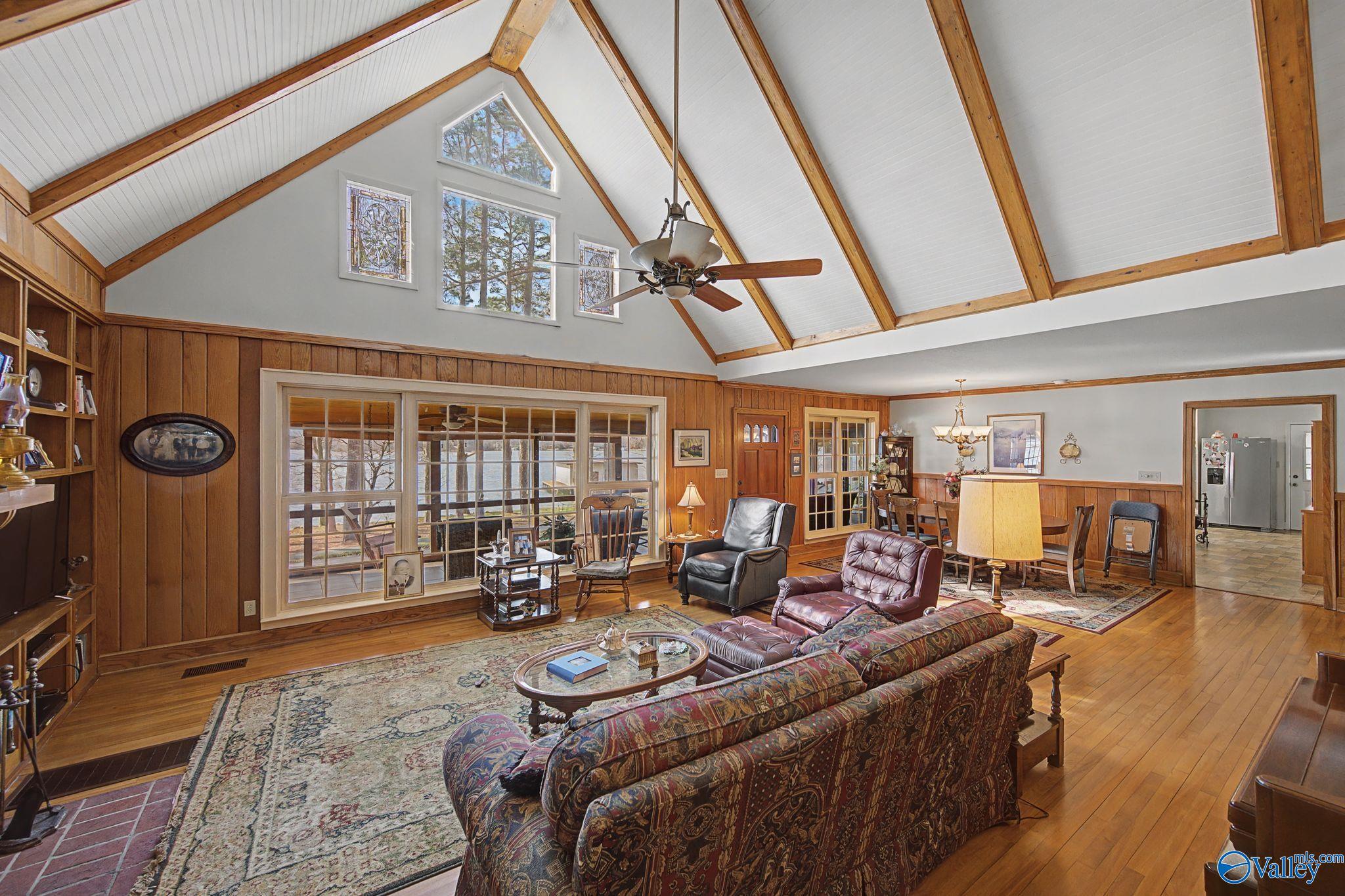 3398 Lakeshore Drive