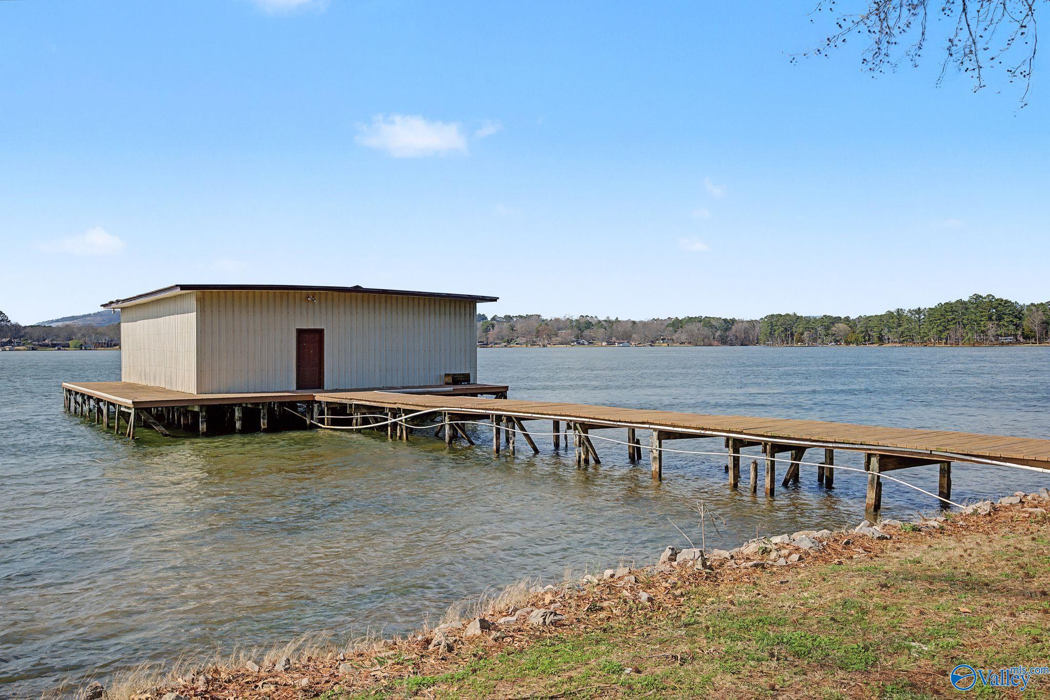 3398 Lakeshore Drive