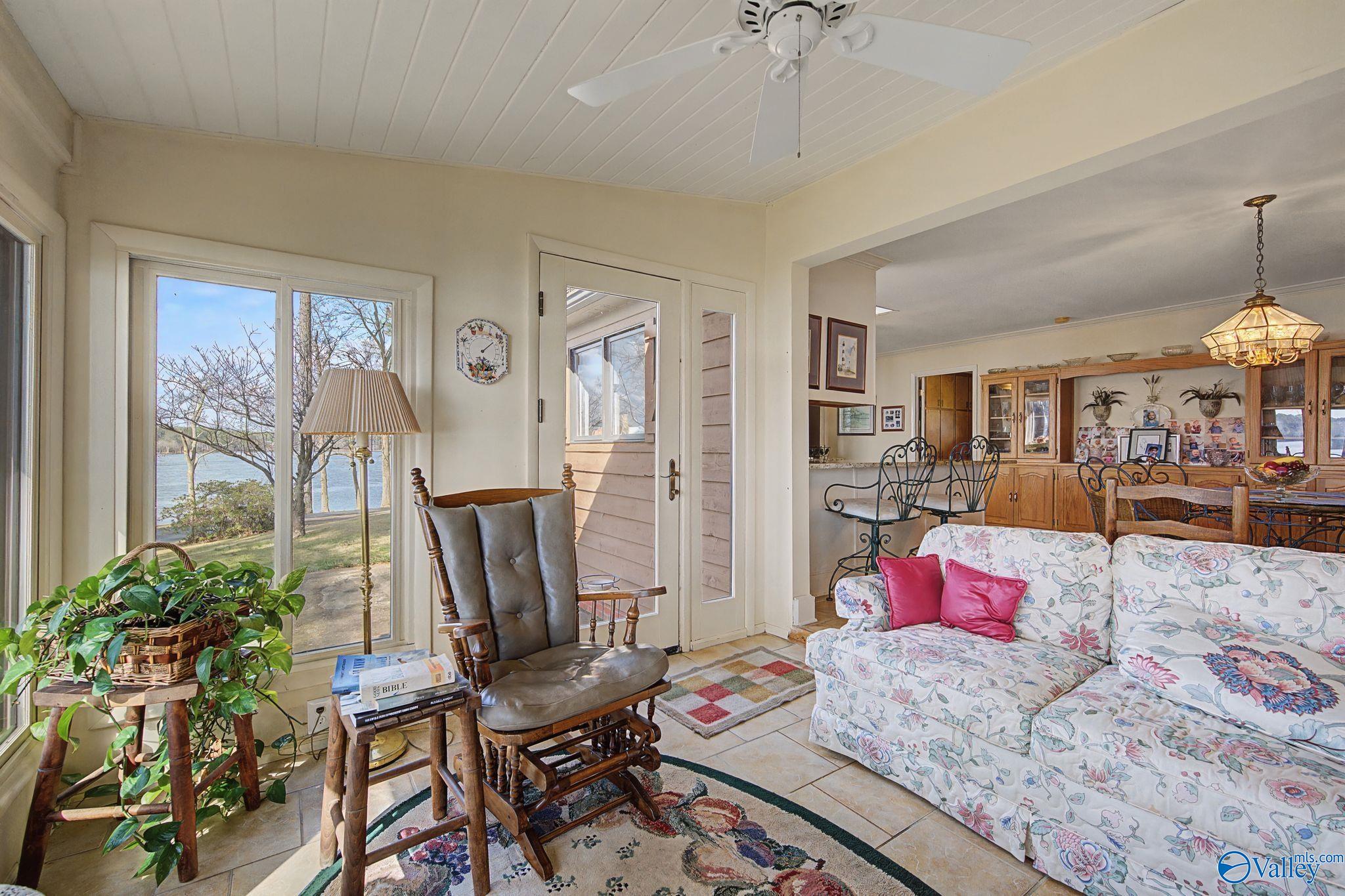 3398 Lakeshore Drive