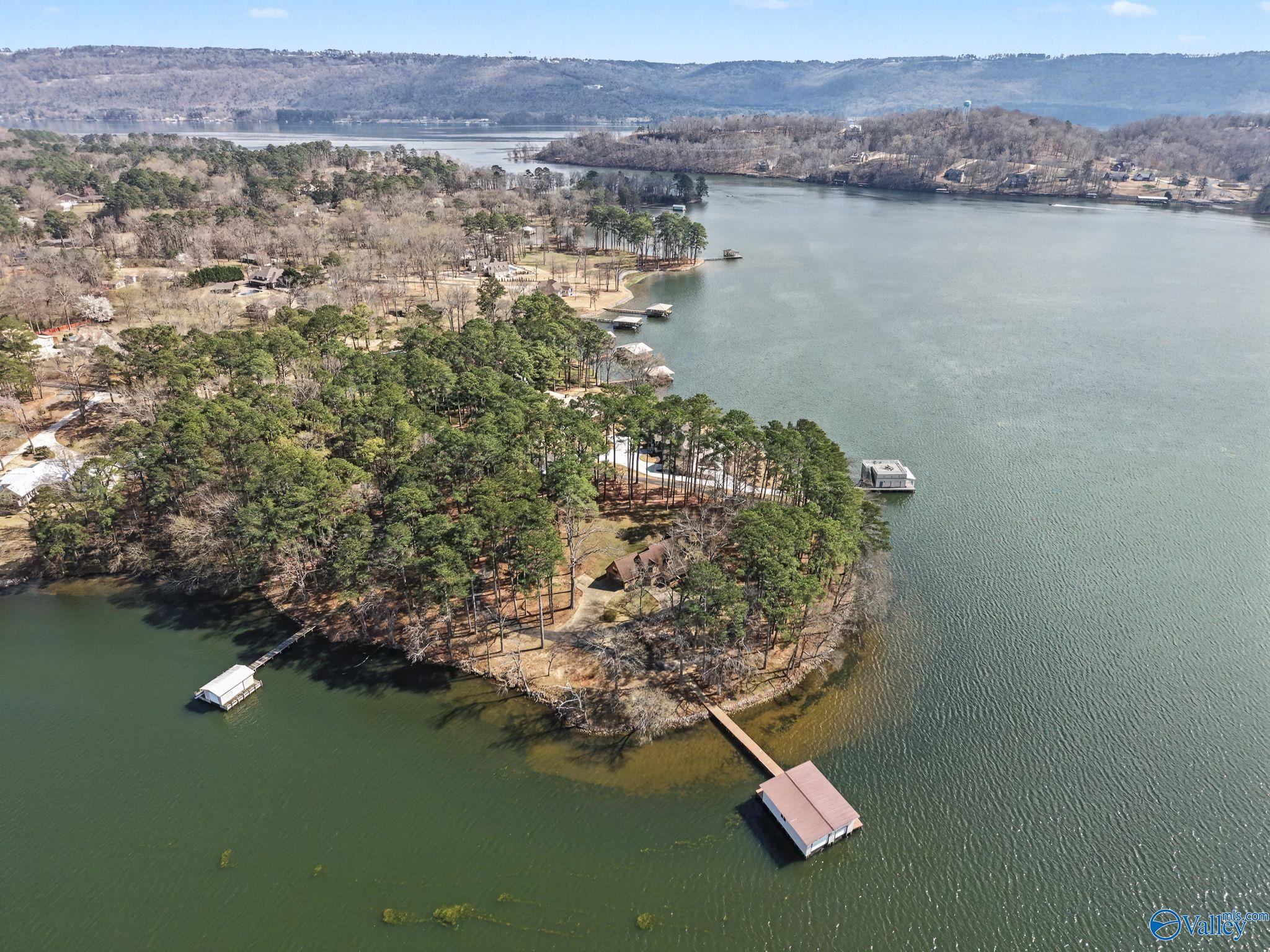 3398 Lakeshore Drive